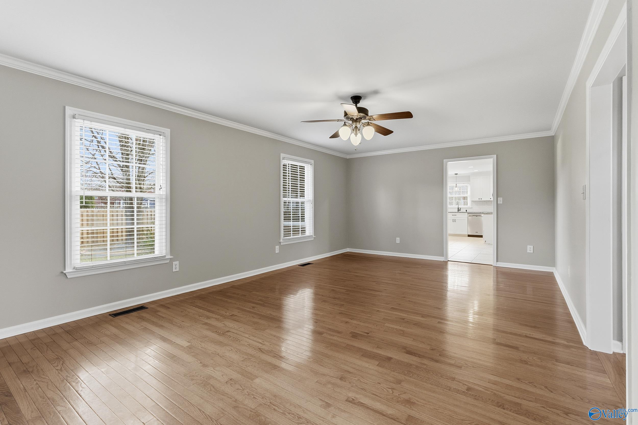 103 Ben Franklin Circle