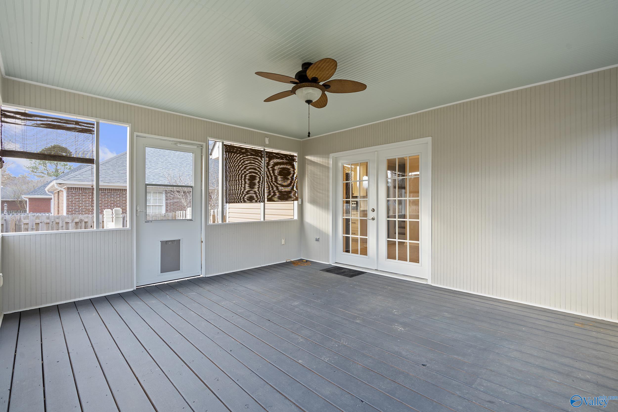 103 Ben Franklin Circle