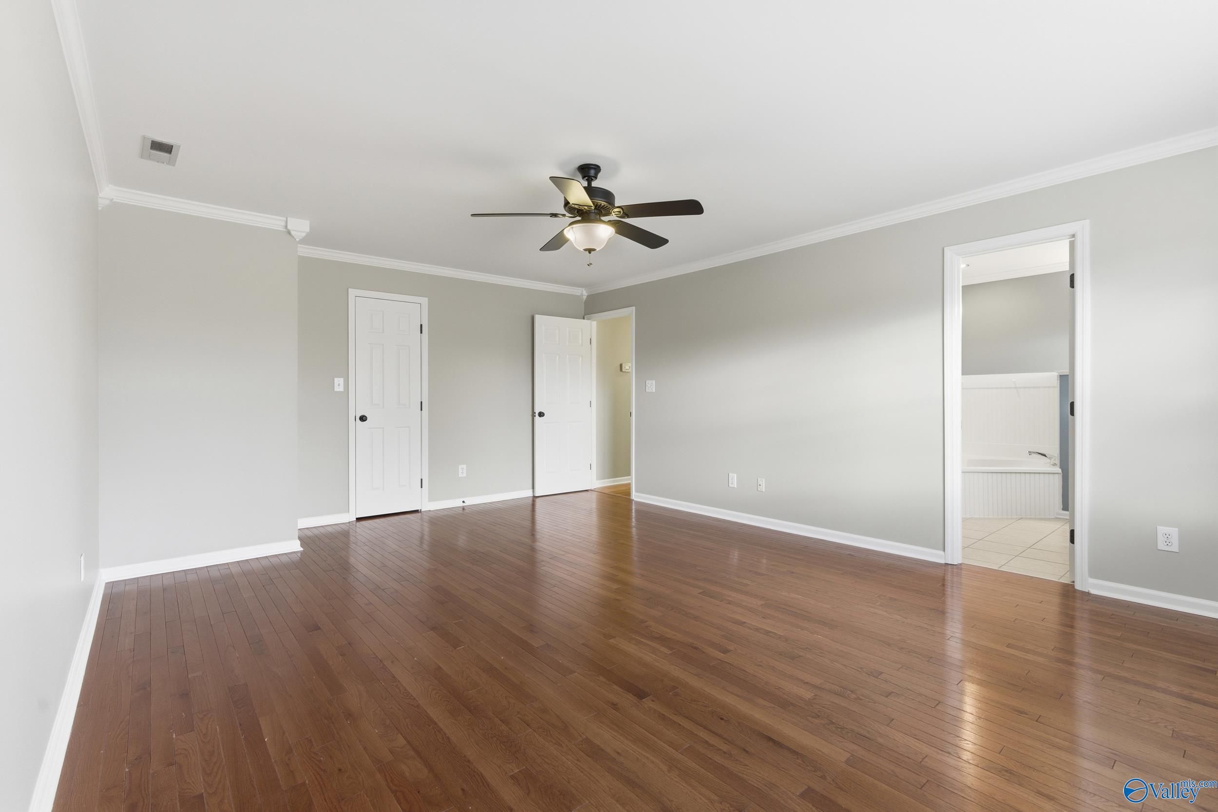 103 Ben Franklin Circle