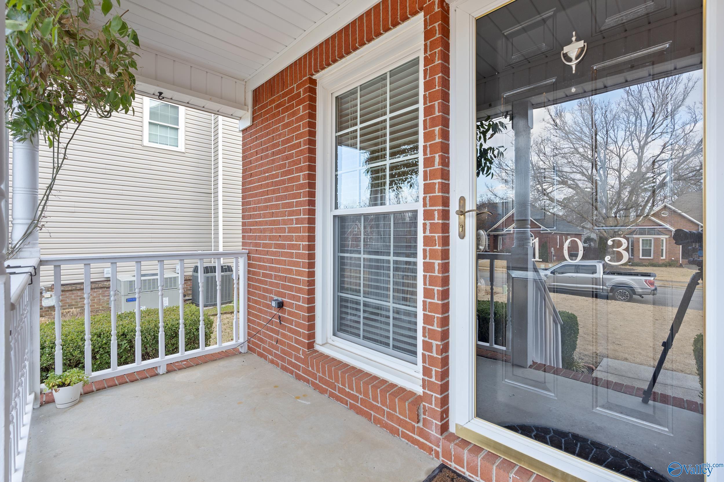 103 Ben Franklin Circle