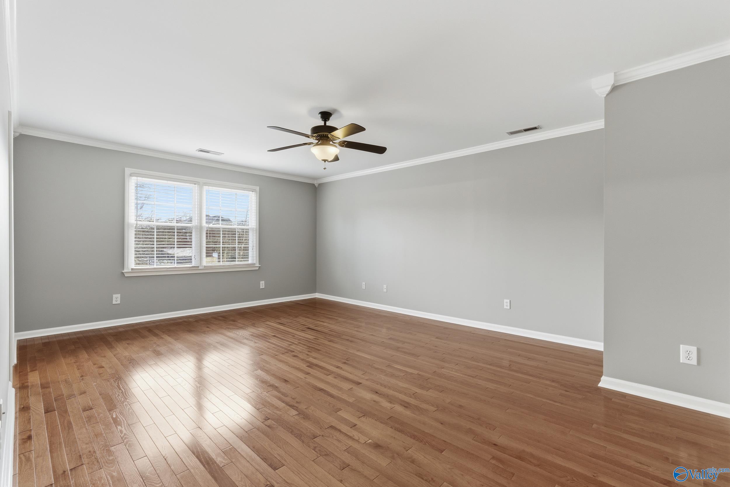 103 Ben Franklin Circle