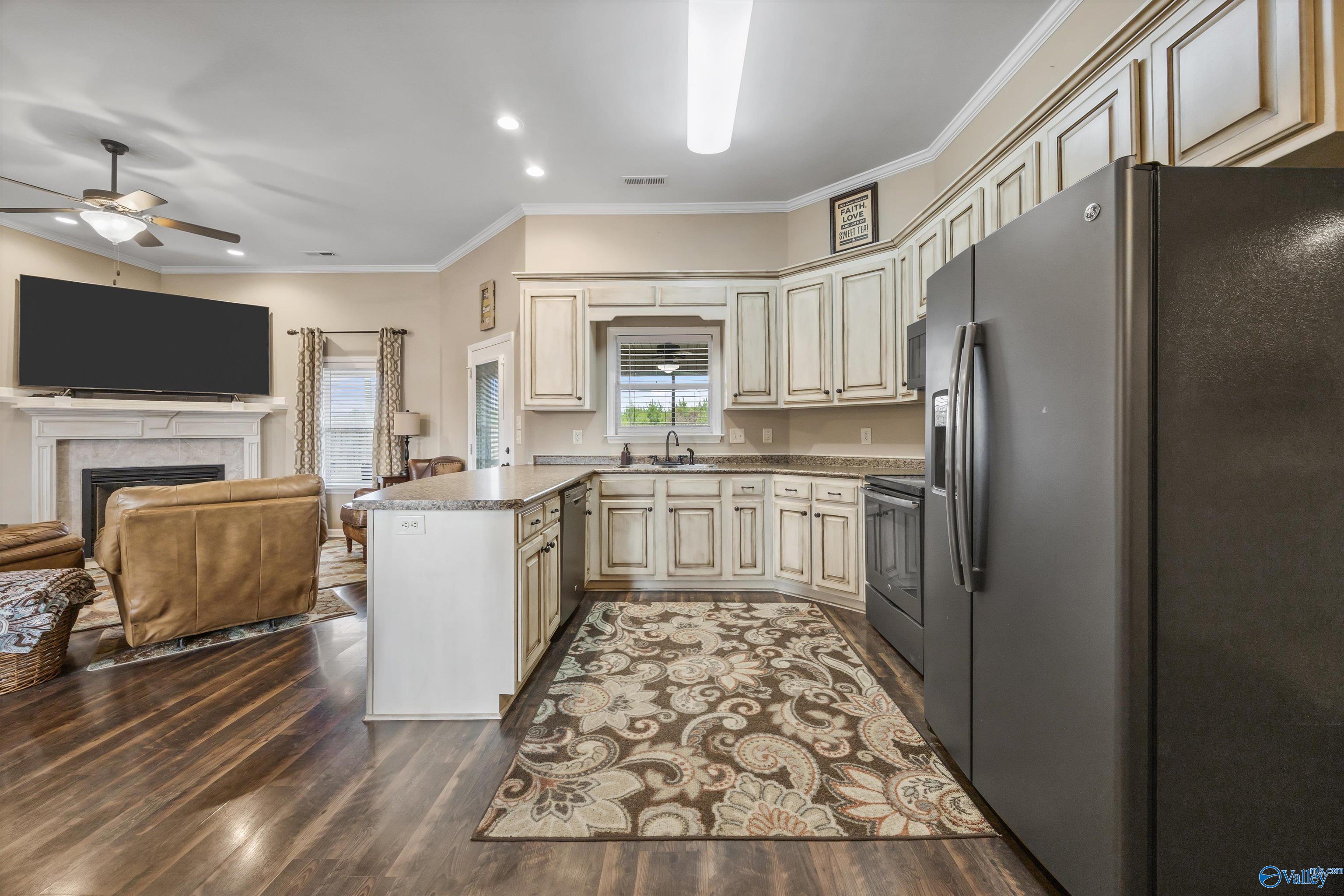113 Embassy Circle