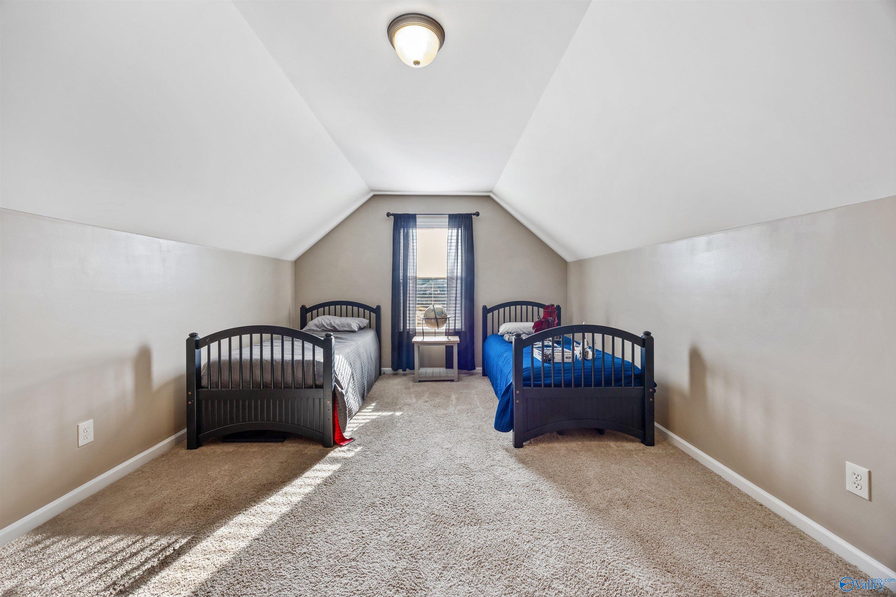 113 Embassy Circle