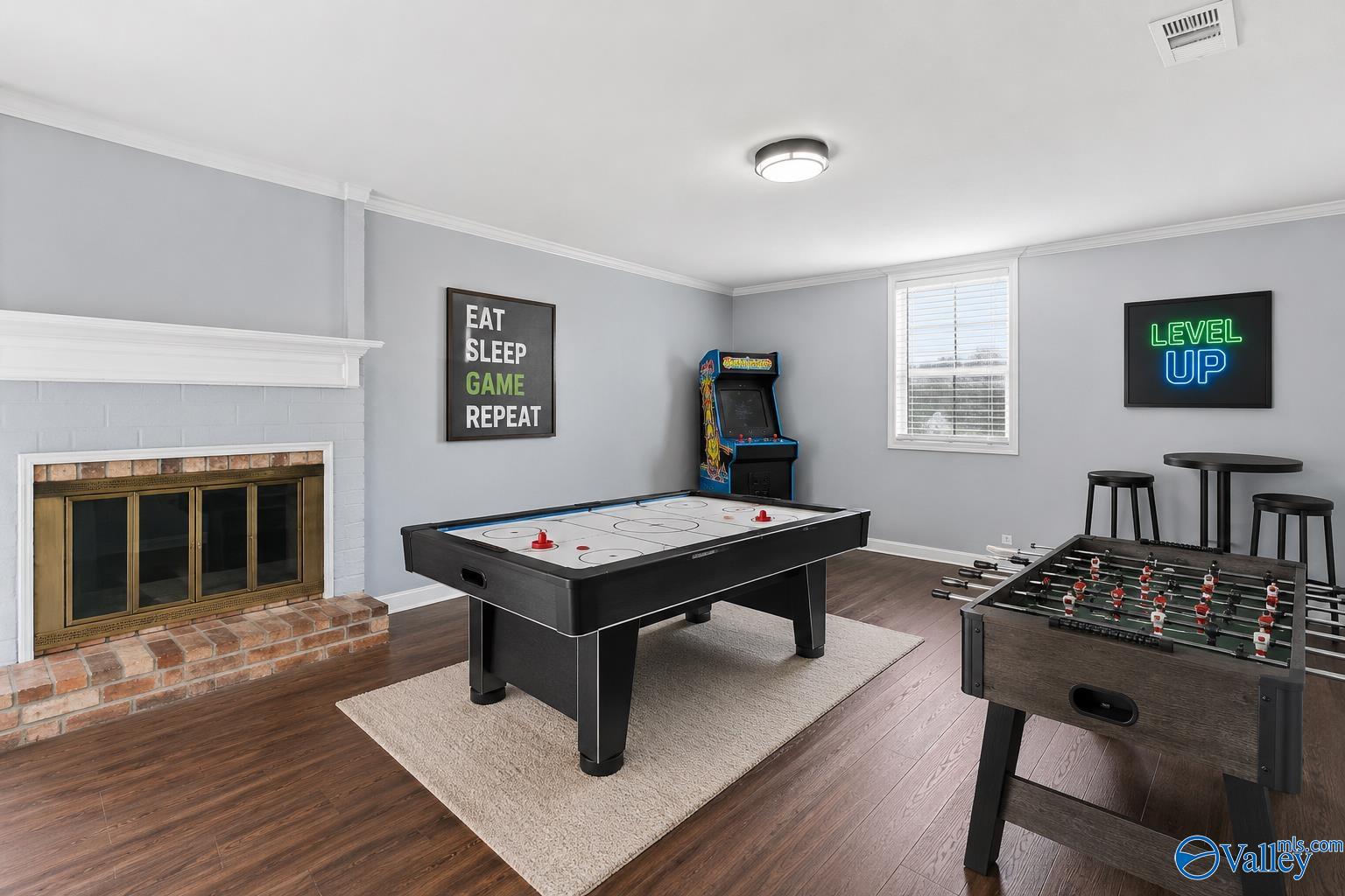 2108 Southpark Blvd SW