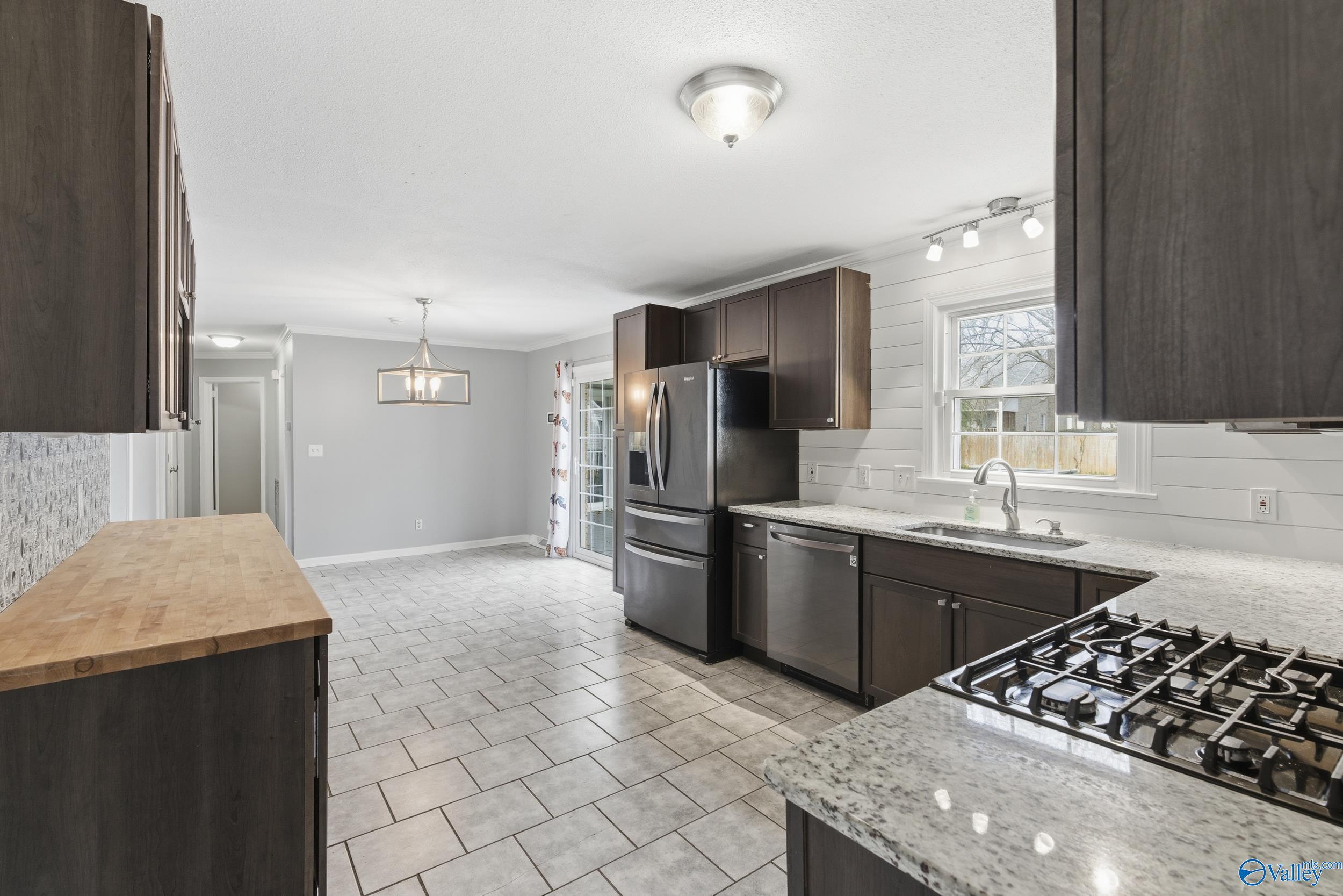 2108 Southpark Blvd SW