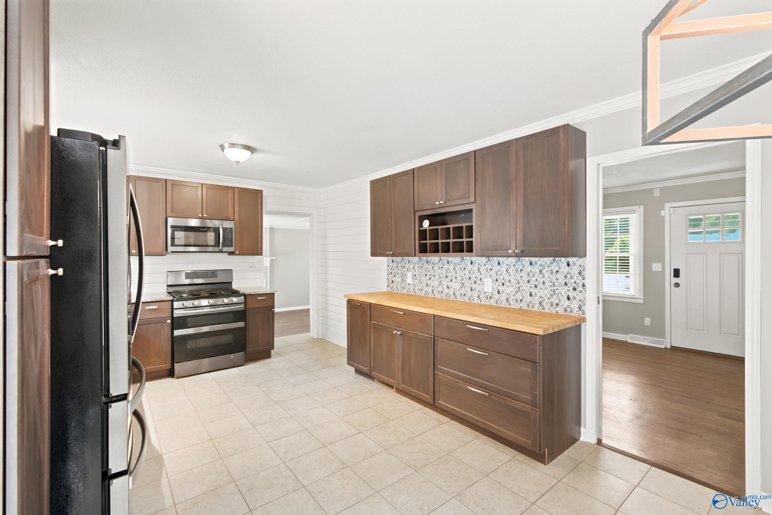 2108 Southpark Blvd SW