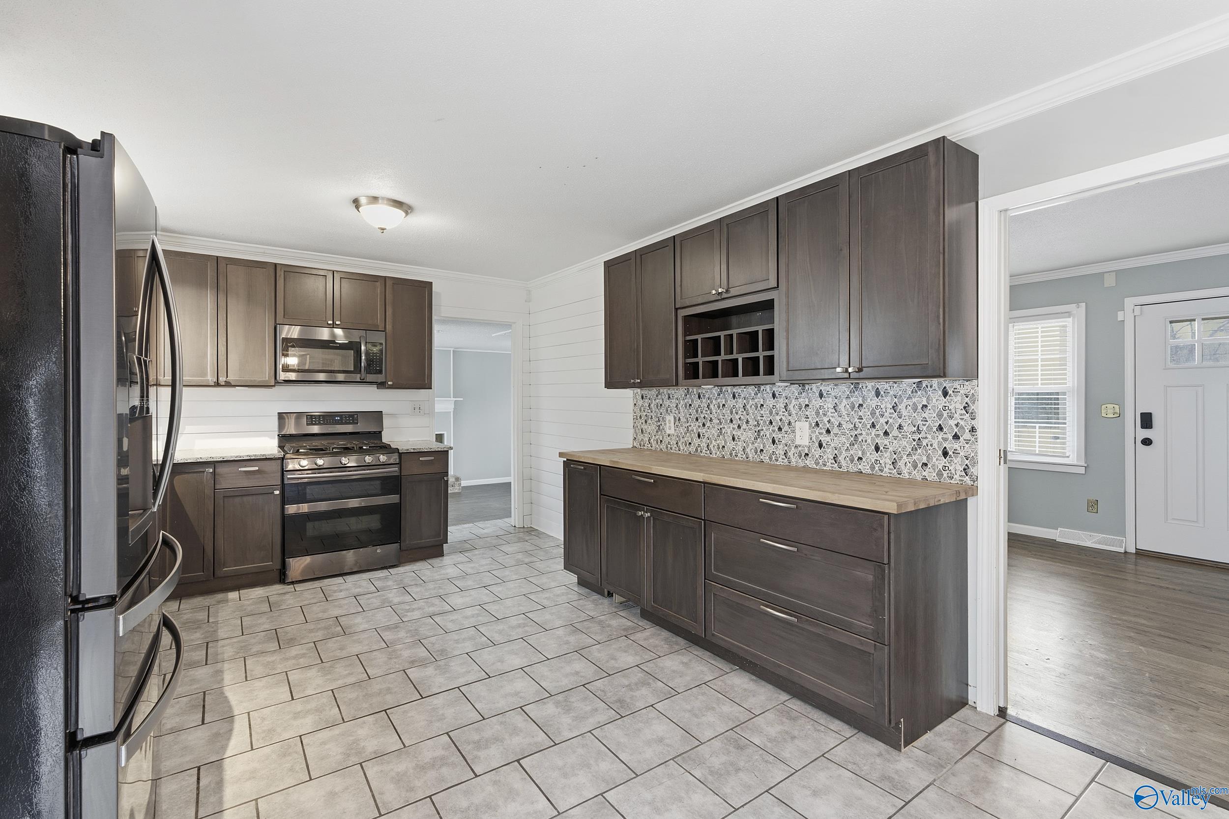 2108 Southpark Blvd SW