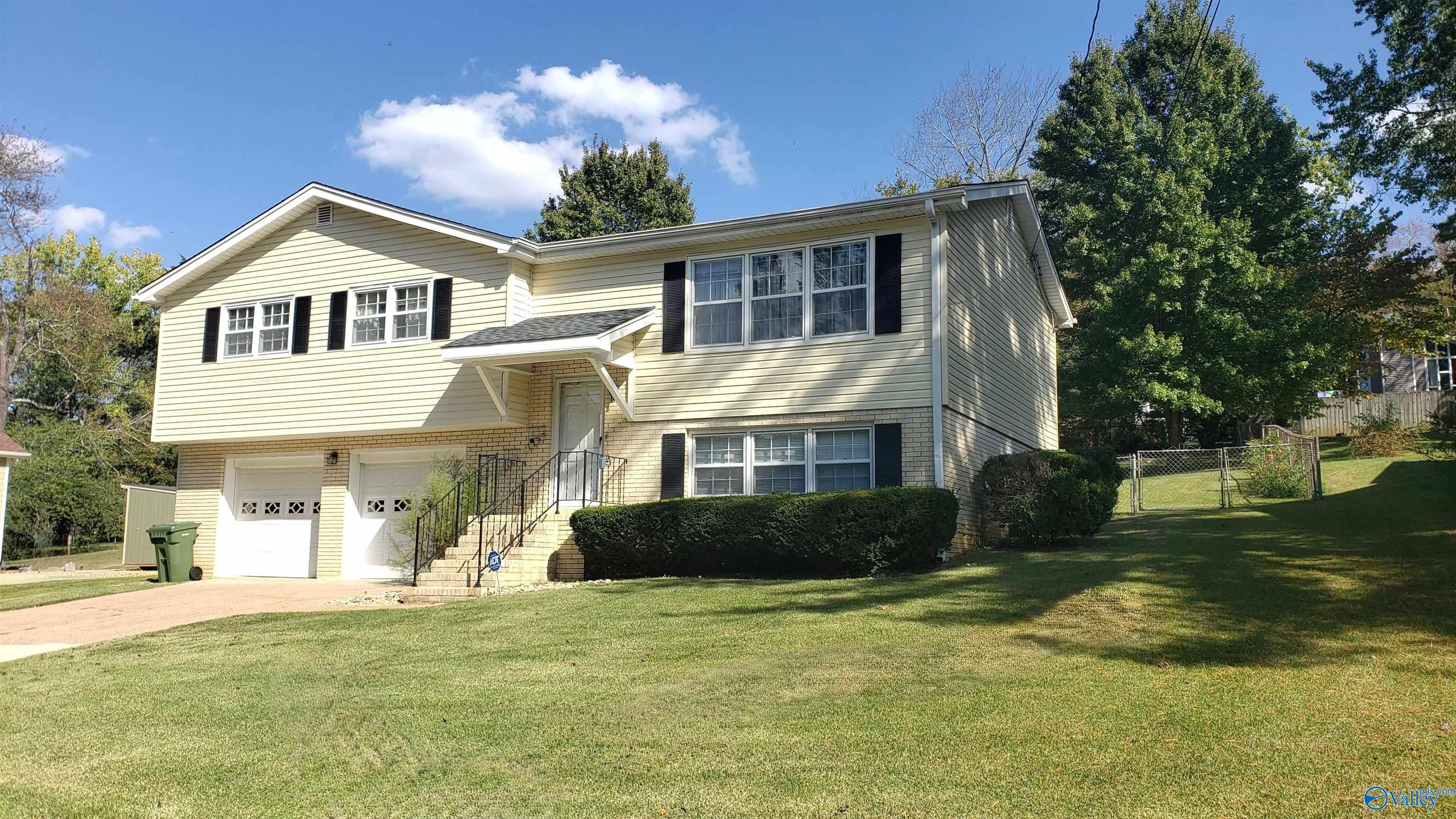 2709 Briarwood Drive