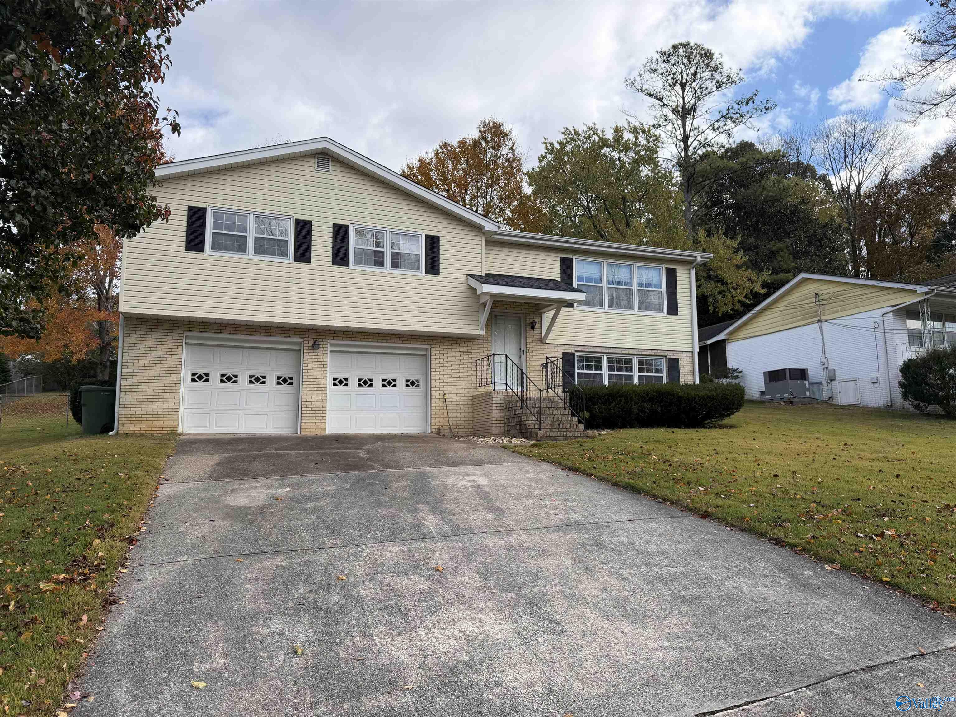 2709 Briarwood Drive