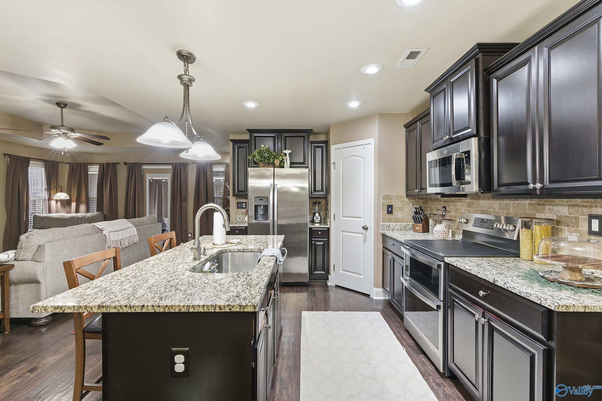 15674 Coach House Court NW