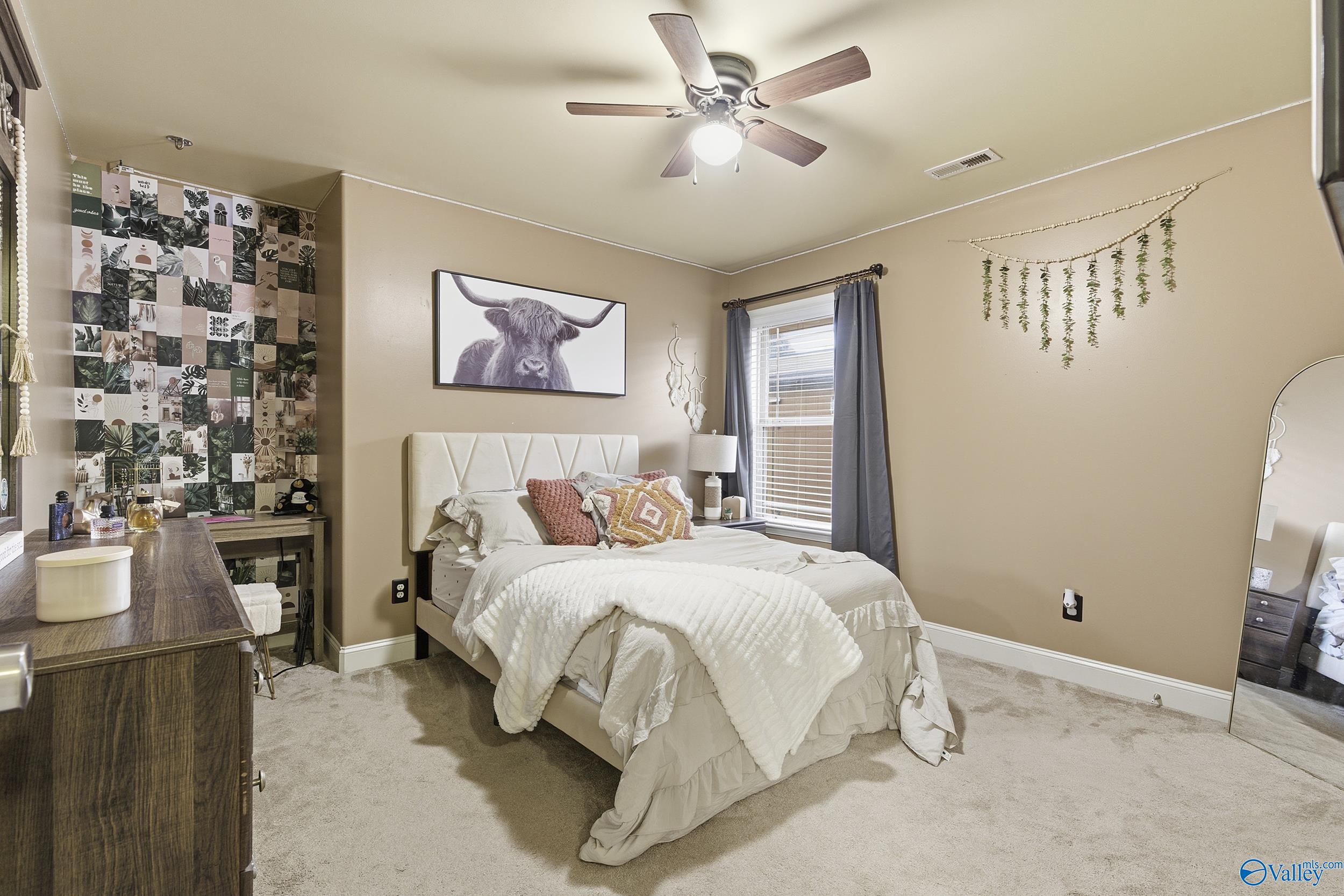 15674 Coach House Court NW