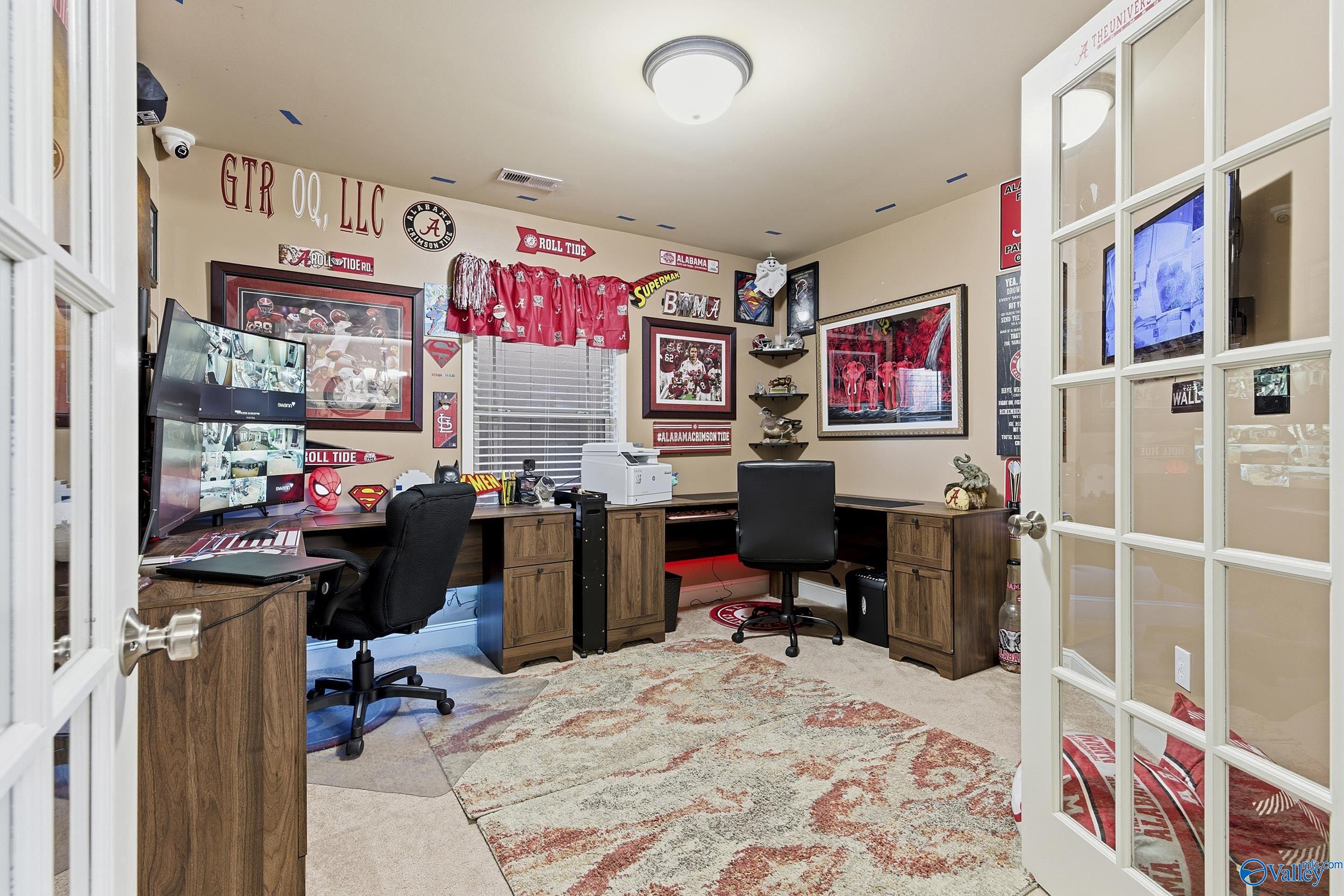 15674 Coach House Court NW