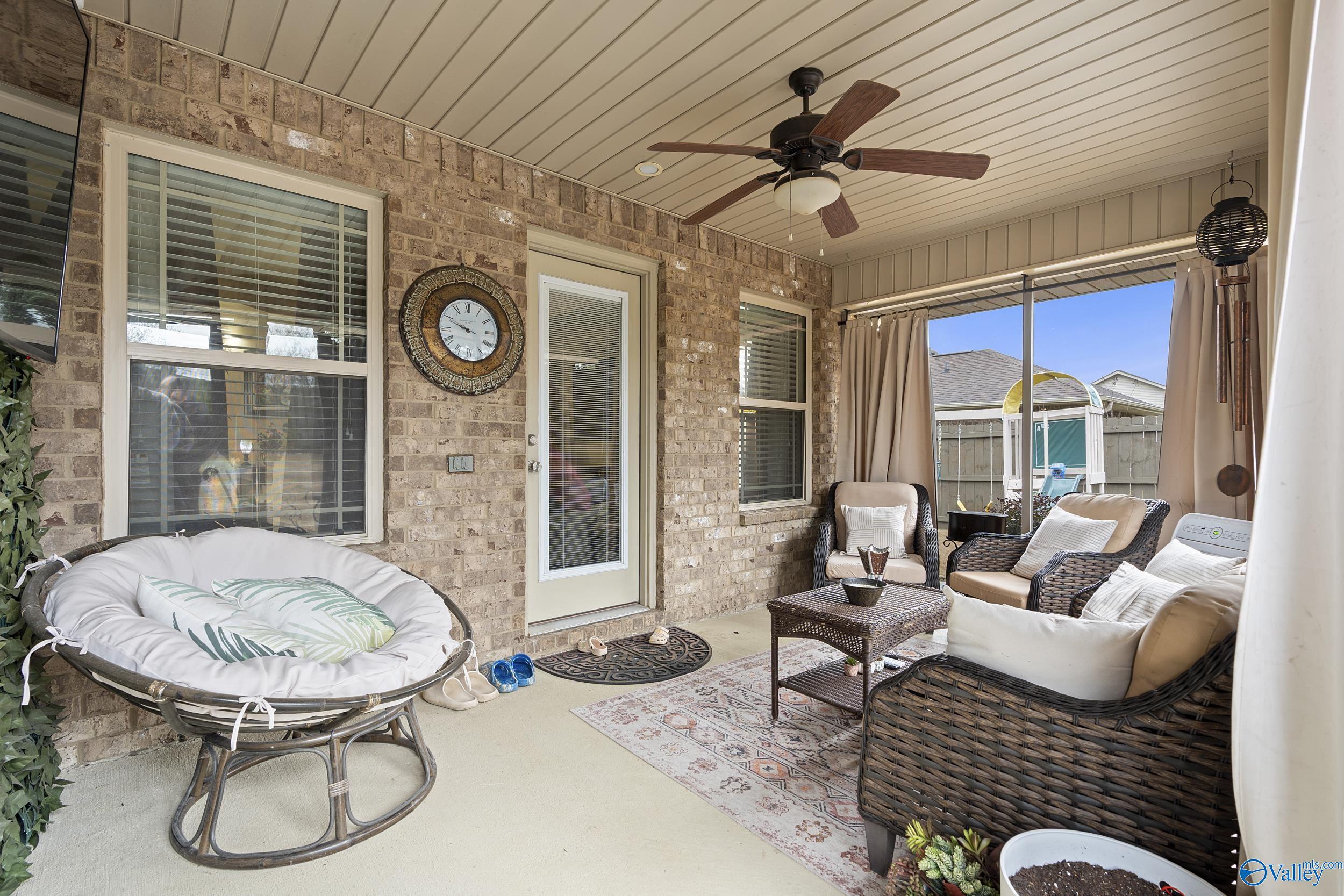 15674 Coach House Court NW