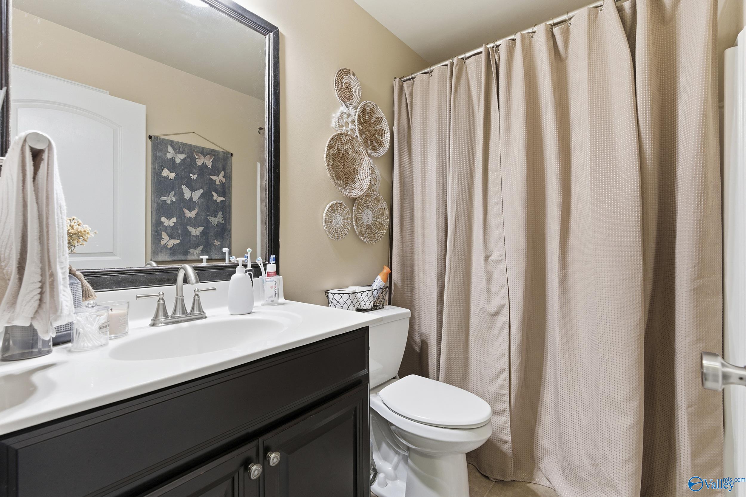 15674 Coach House Court NW