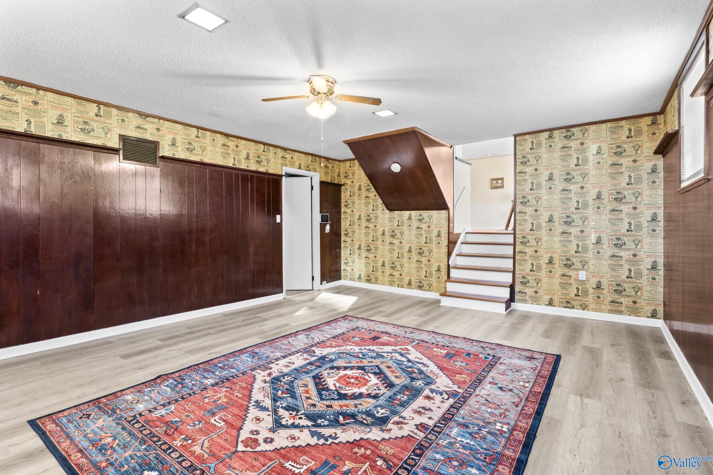 448 N Edgemont Circle
