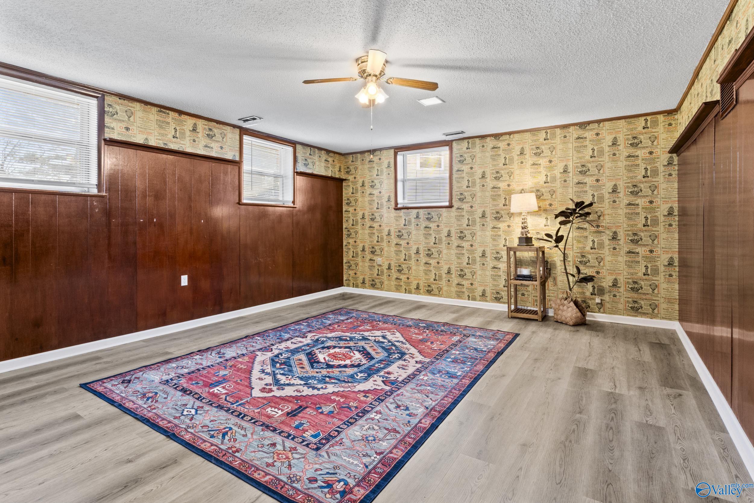 448 N Edgemont Circle