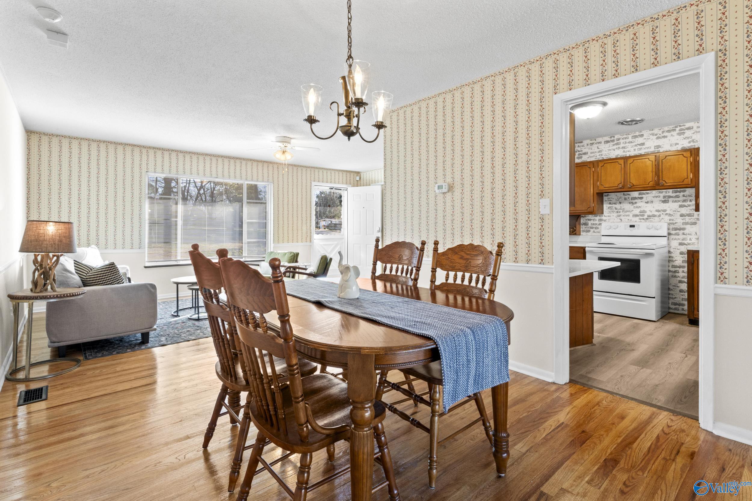 448 N Edgemont Circle