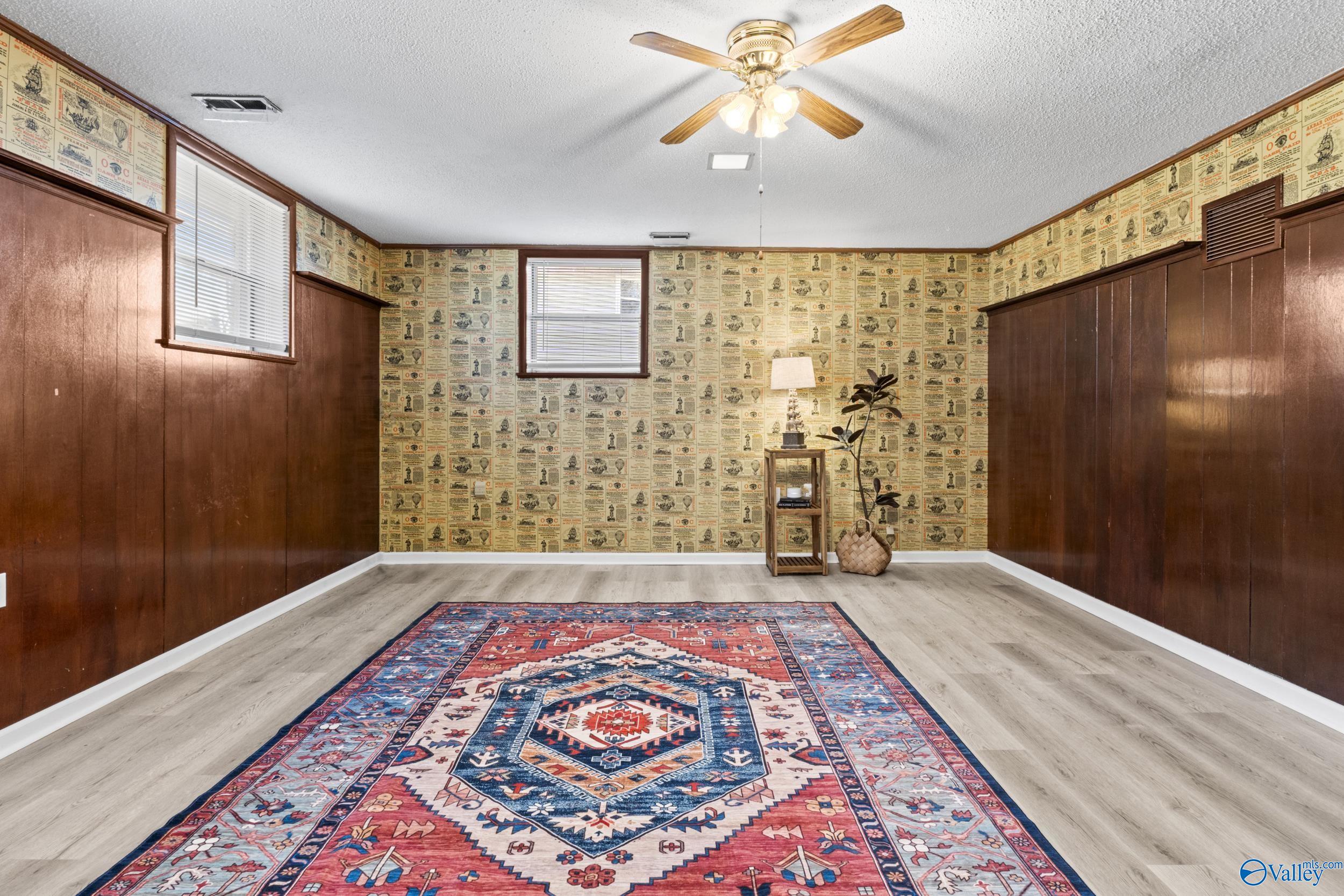 448 N Edgemont Circle