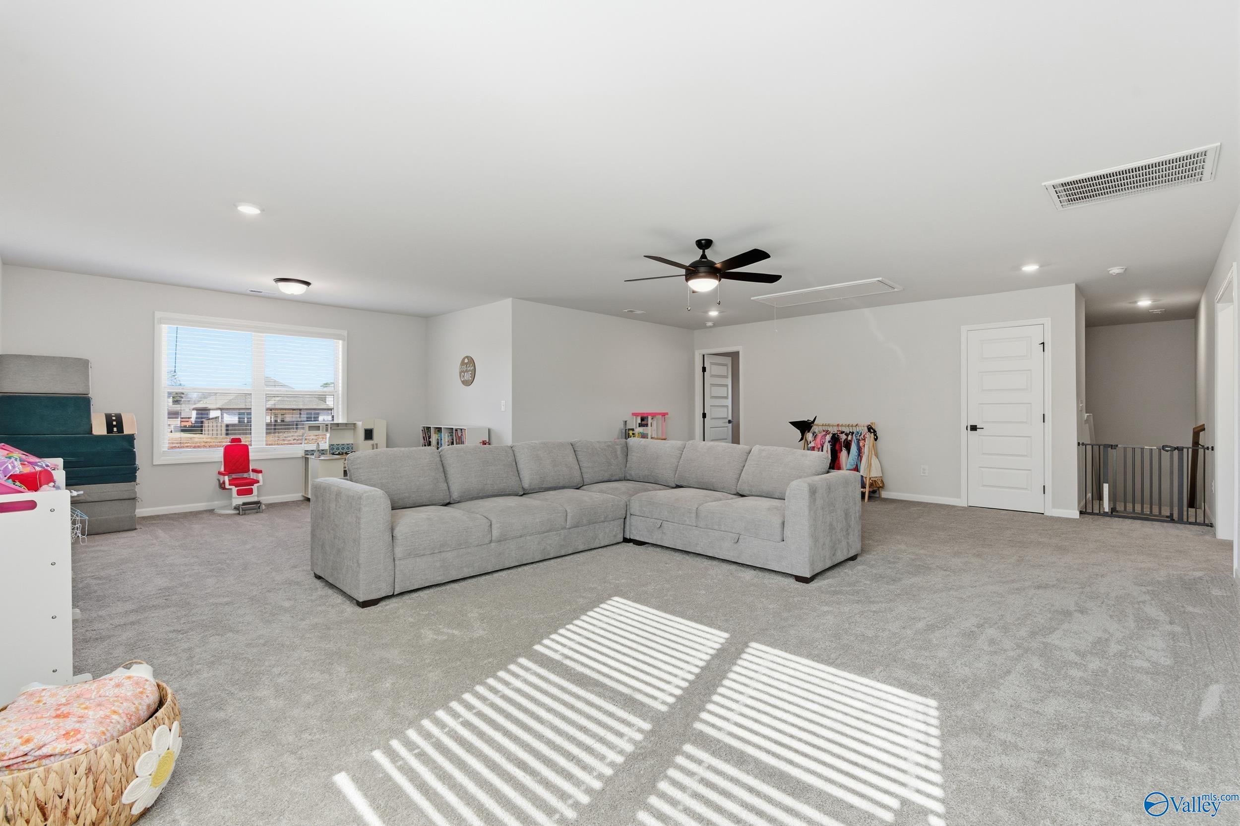 148 Flintridge Drive