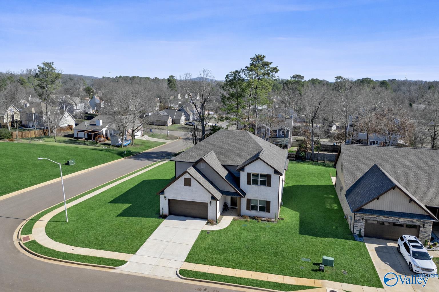 148 Flintridge Drive