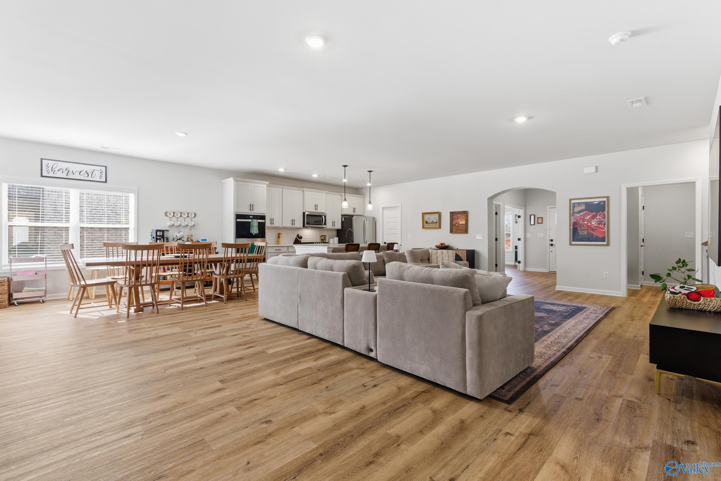 148 Flintridge Drive