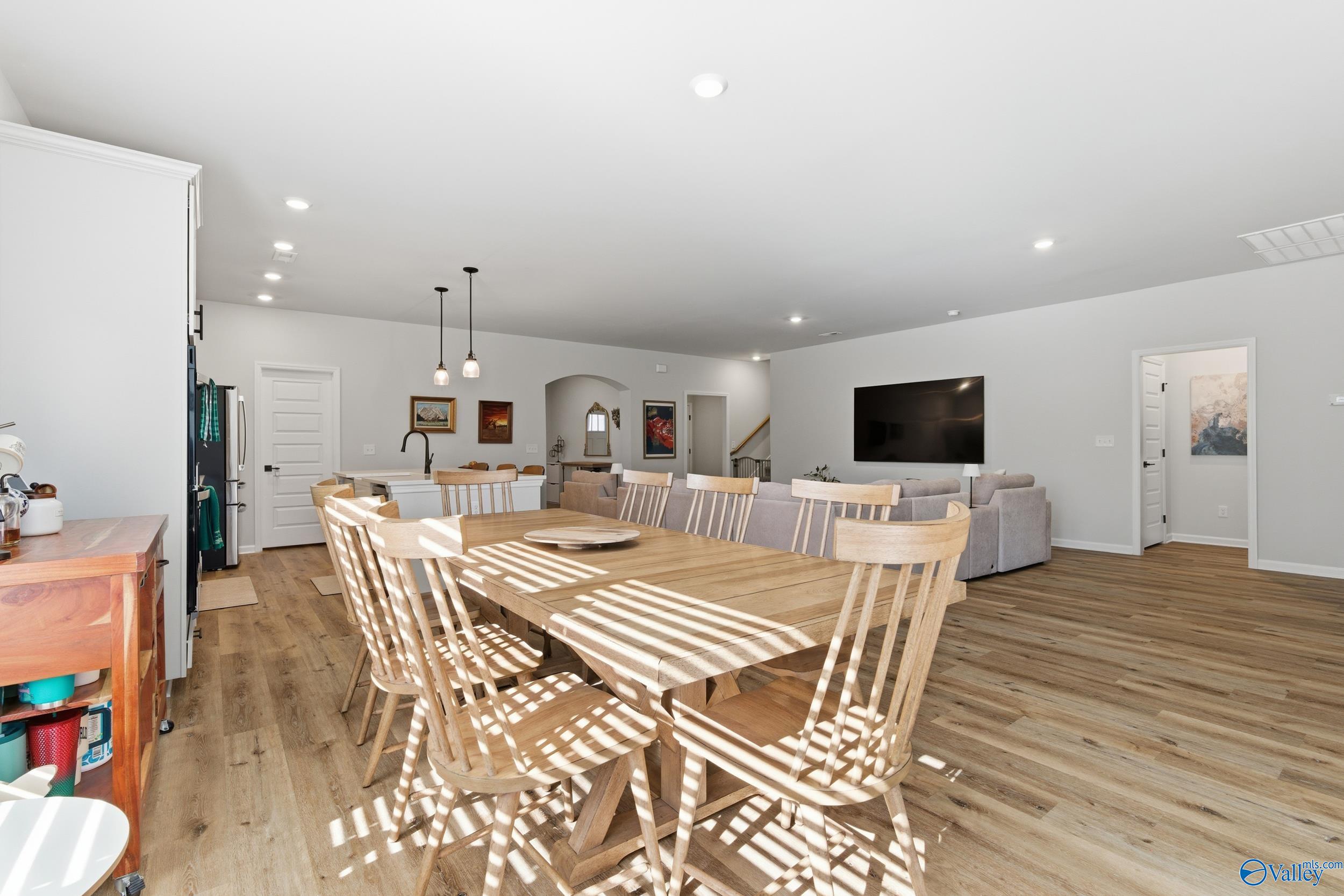 148 Flintridge Drive