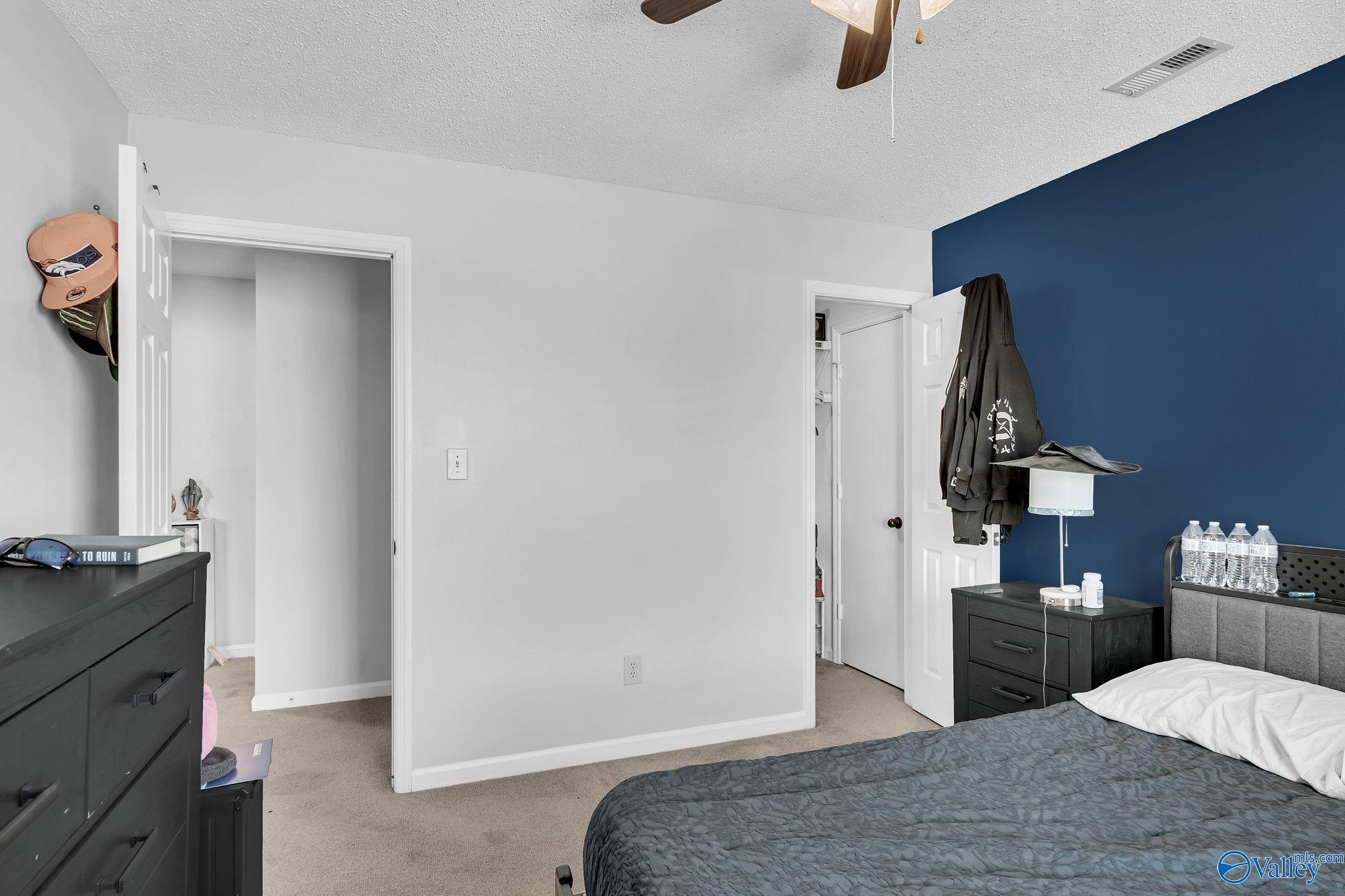 104 Kestrel Court SW