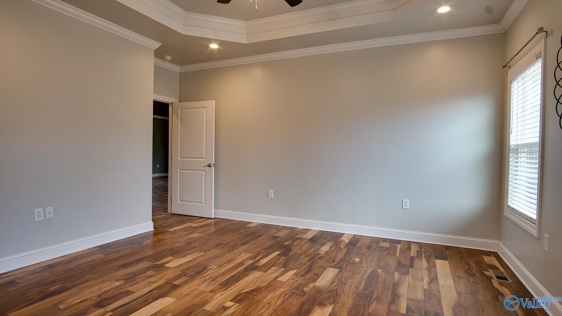 52 Jewel Drive