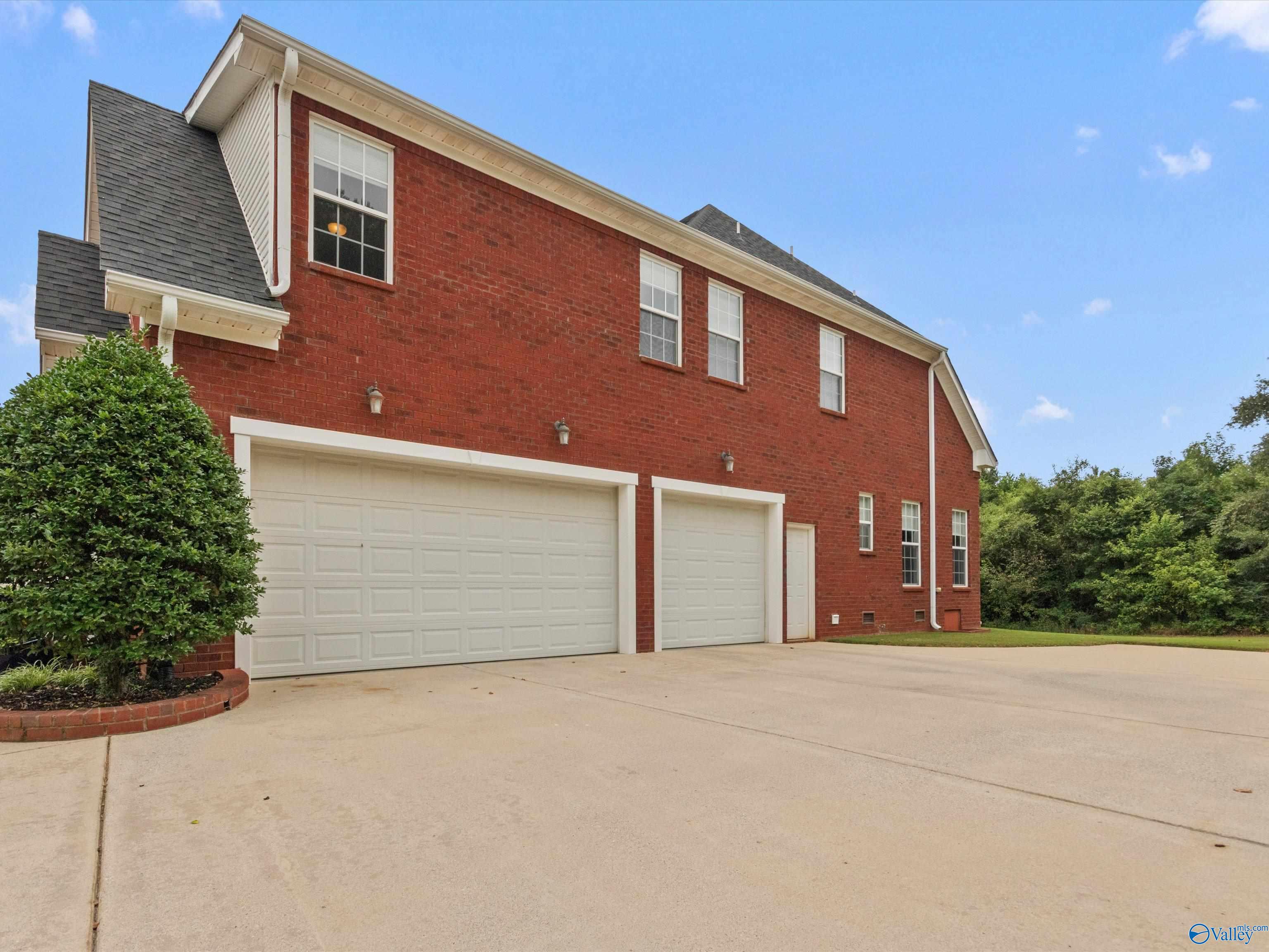 145 Misty River Lane SW