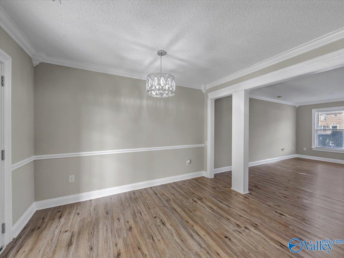 126 Cresent Circle