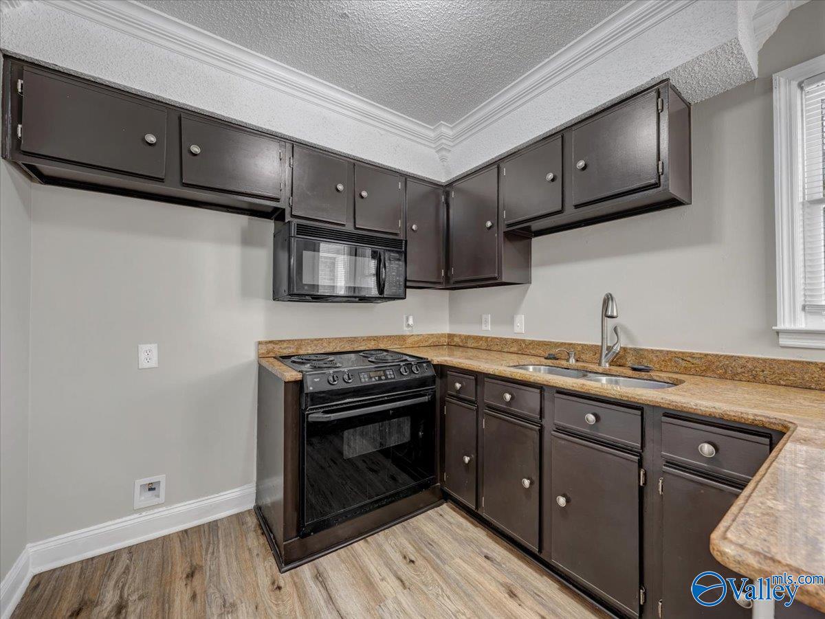 126 Cresent Circle