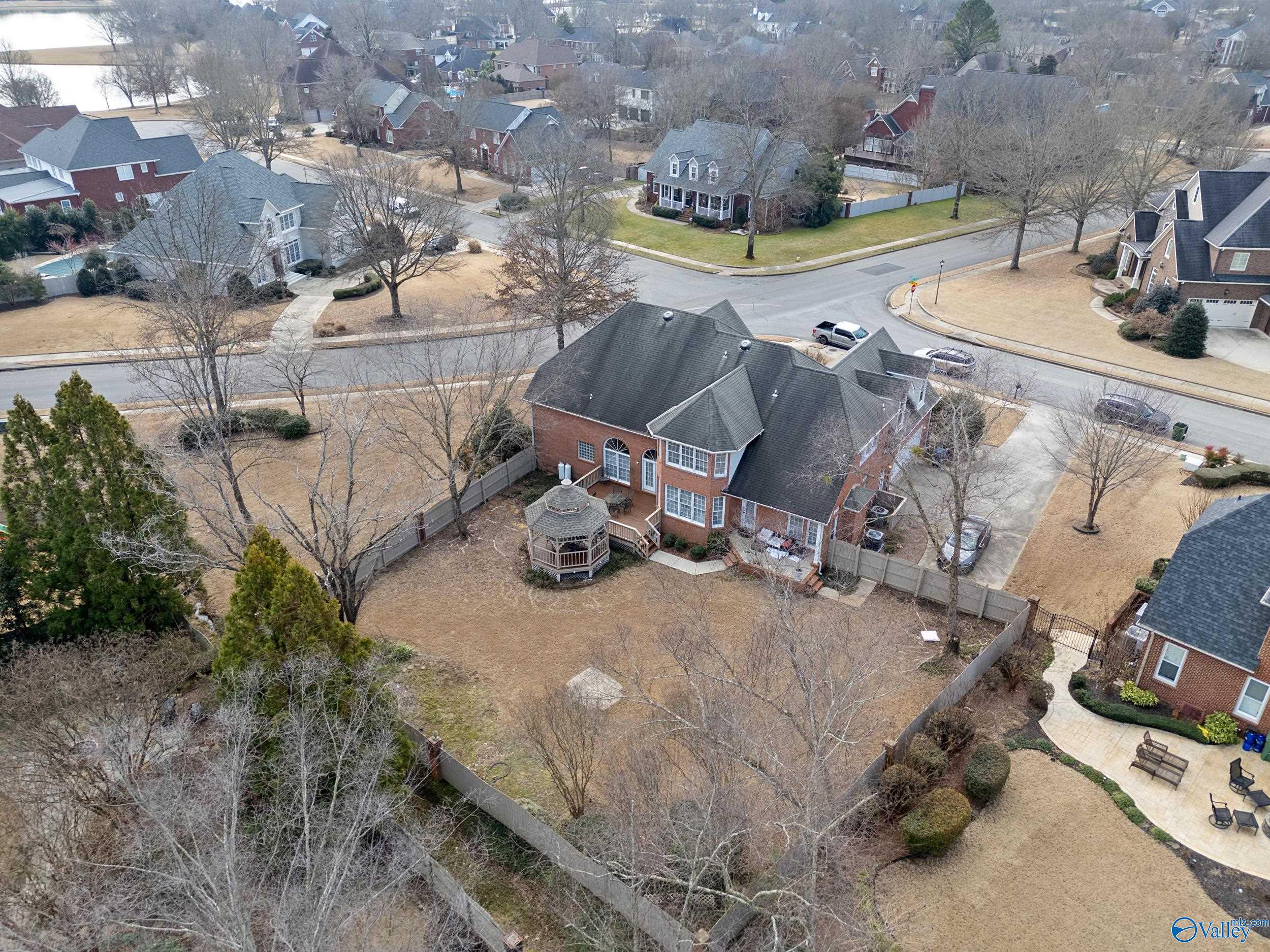 3000 Davenport Drive SE
