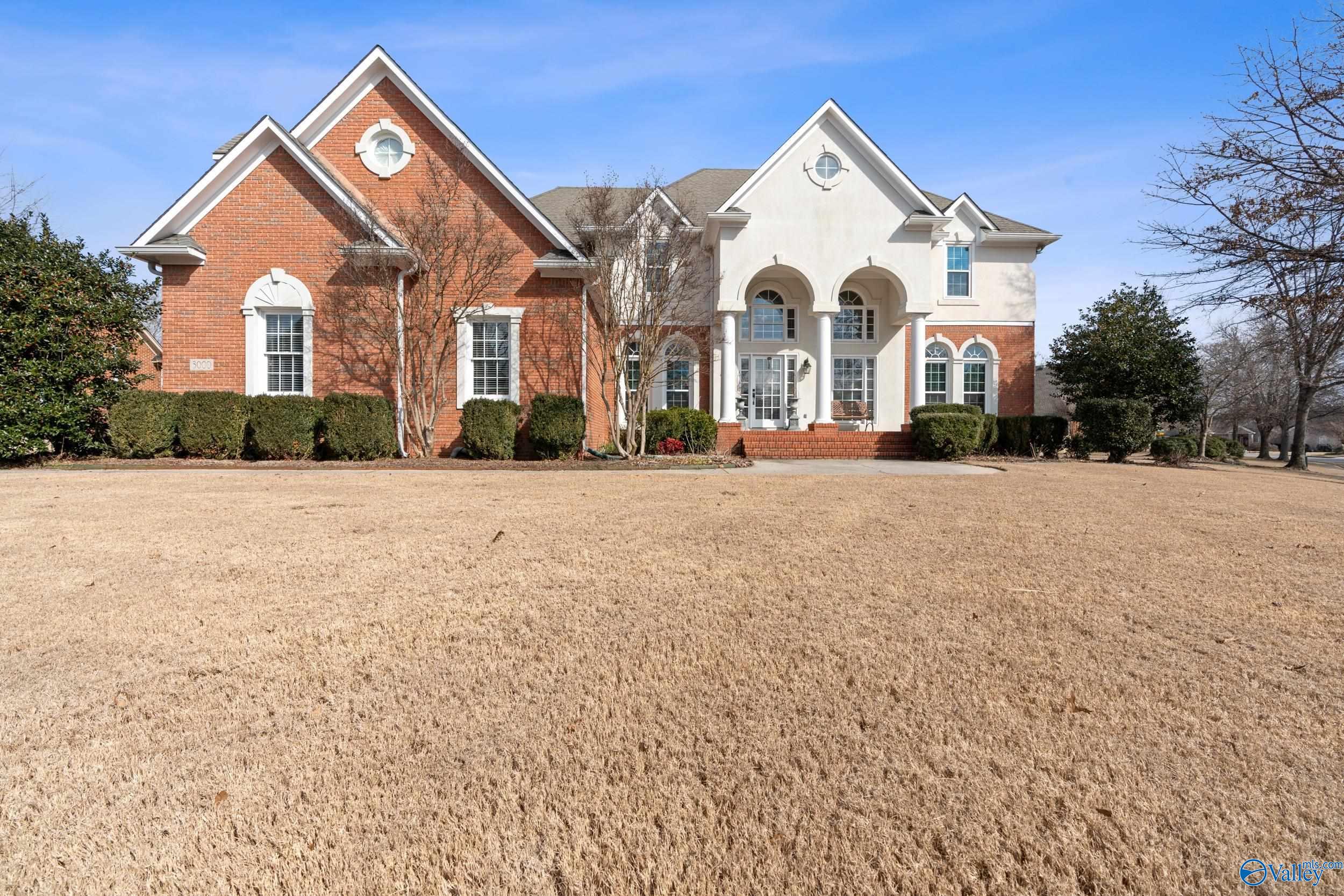 3000 Davenport Drive SE