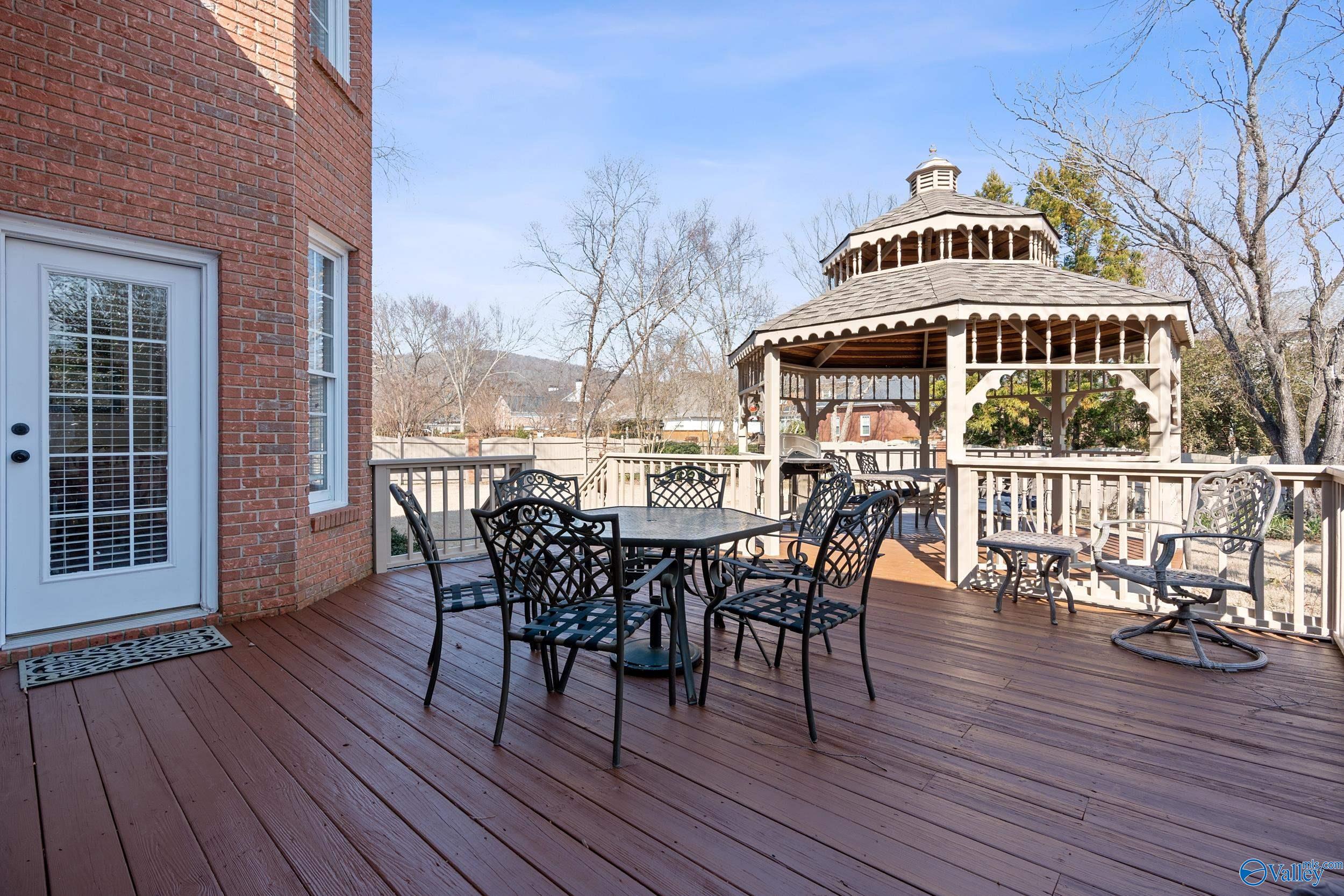 3000 Davenport Drive SE
