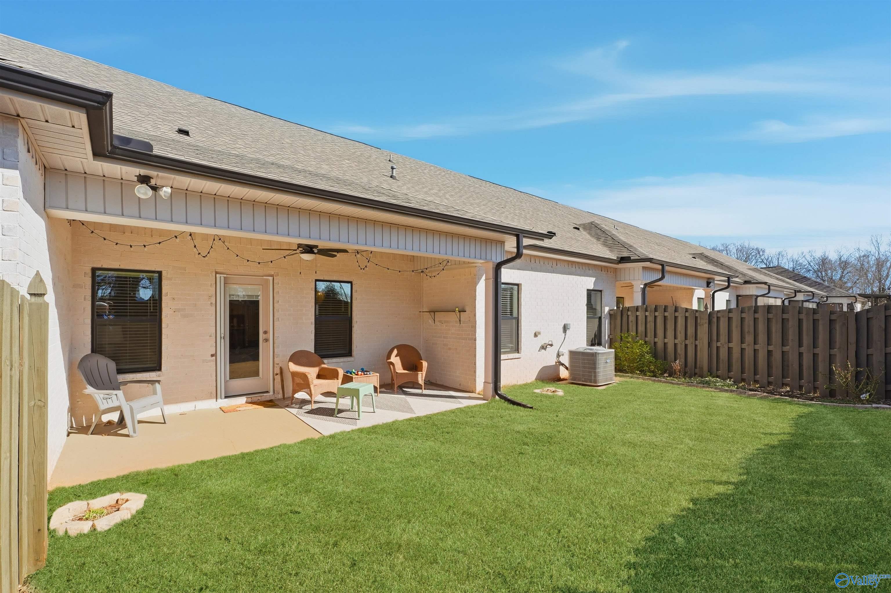 411 Ripple Lake Drive SW
