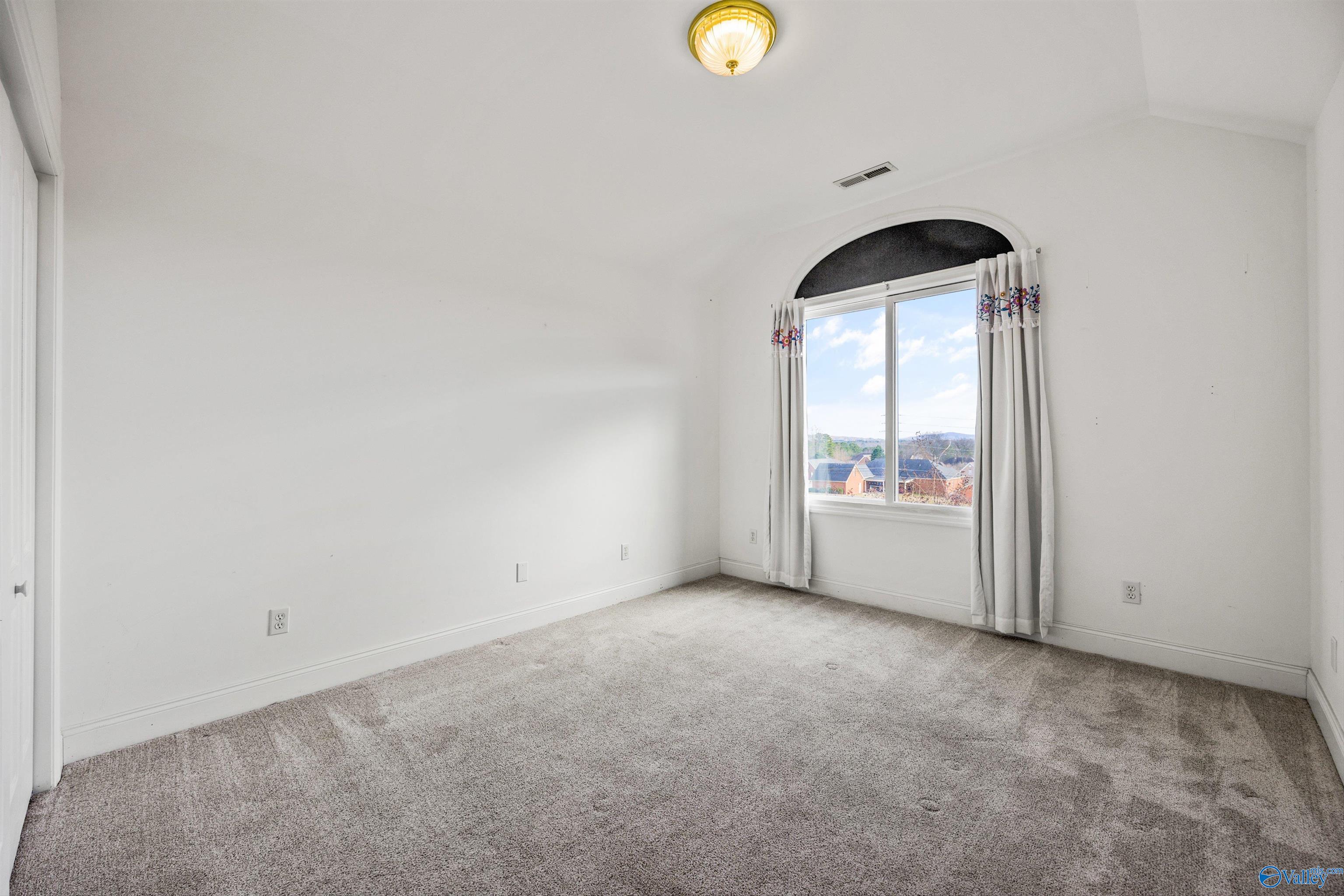 204 Timber Oak Road