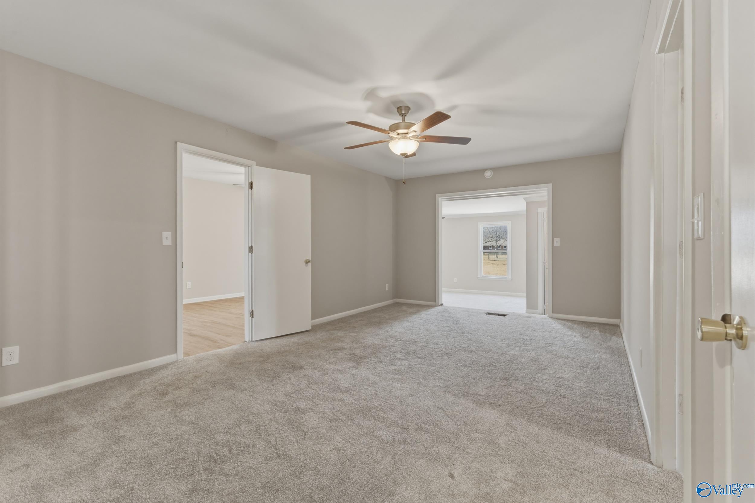 301 Holloway Street NW
