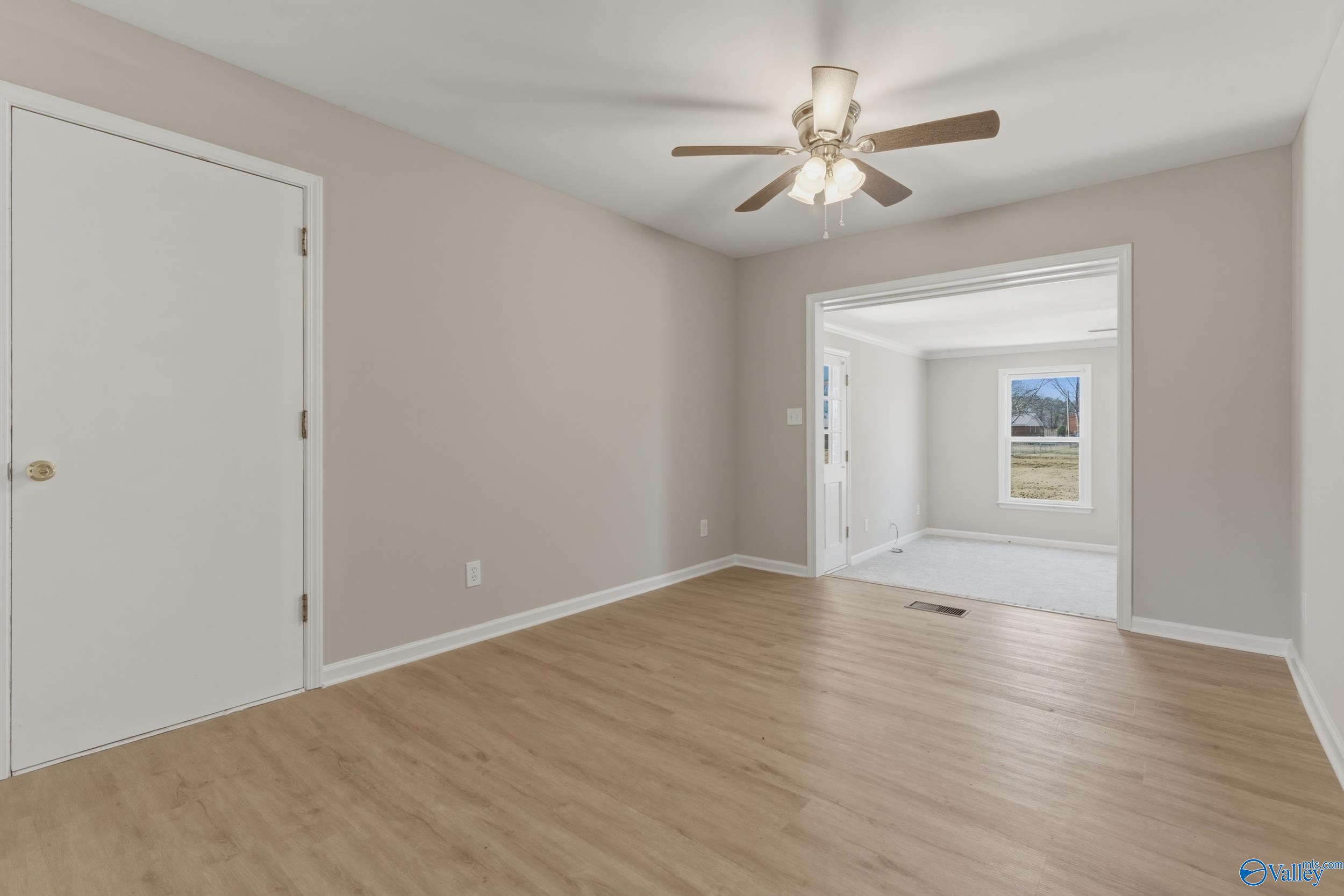 301 Holloway Street NW