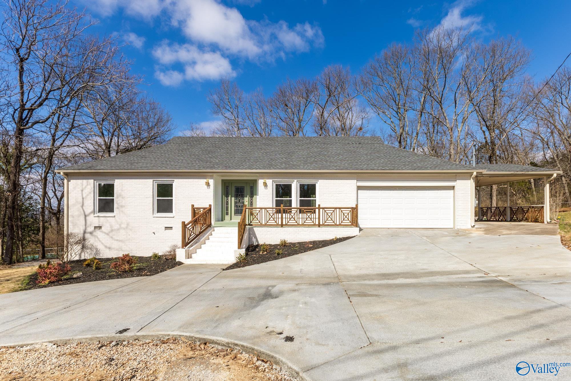 2405 NE Bankhead Parkway NE