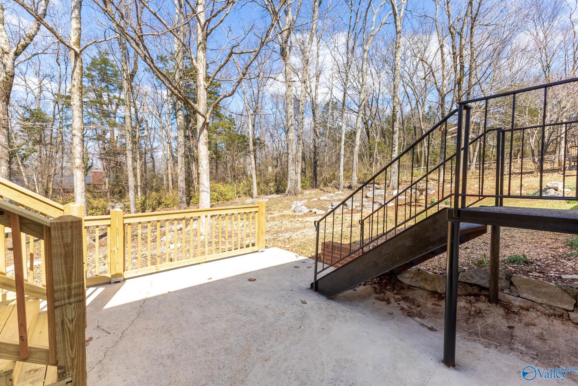 2405 NE Bankhead Parkway NE