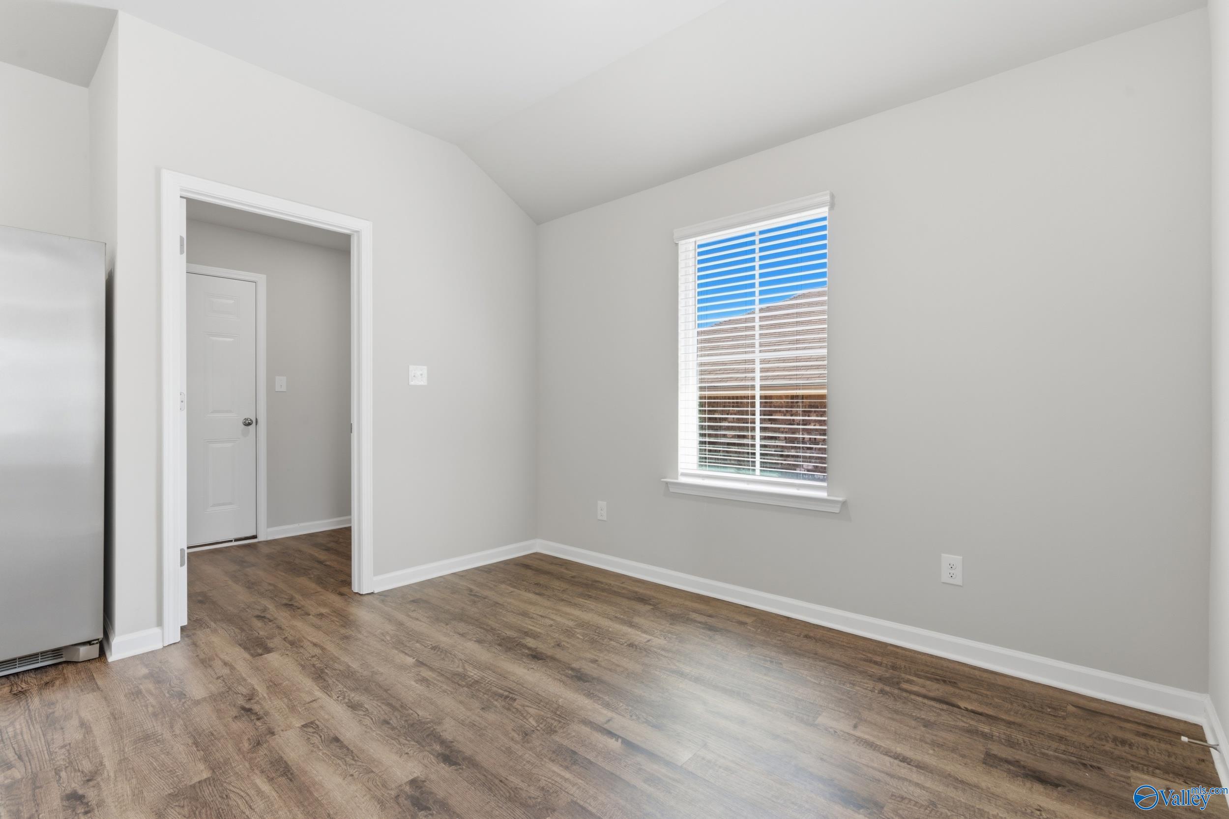 106 Jerrie Lynn Boulevard