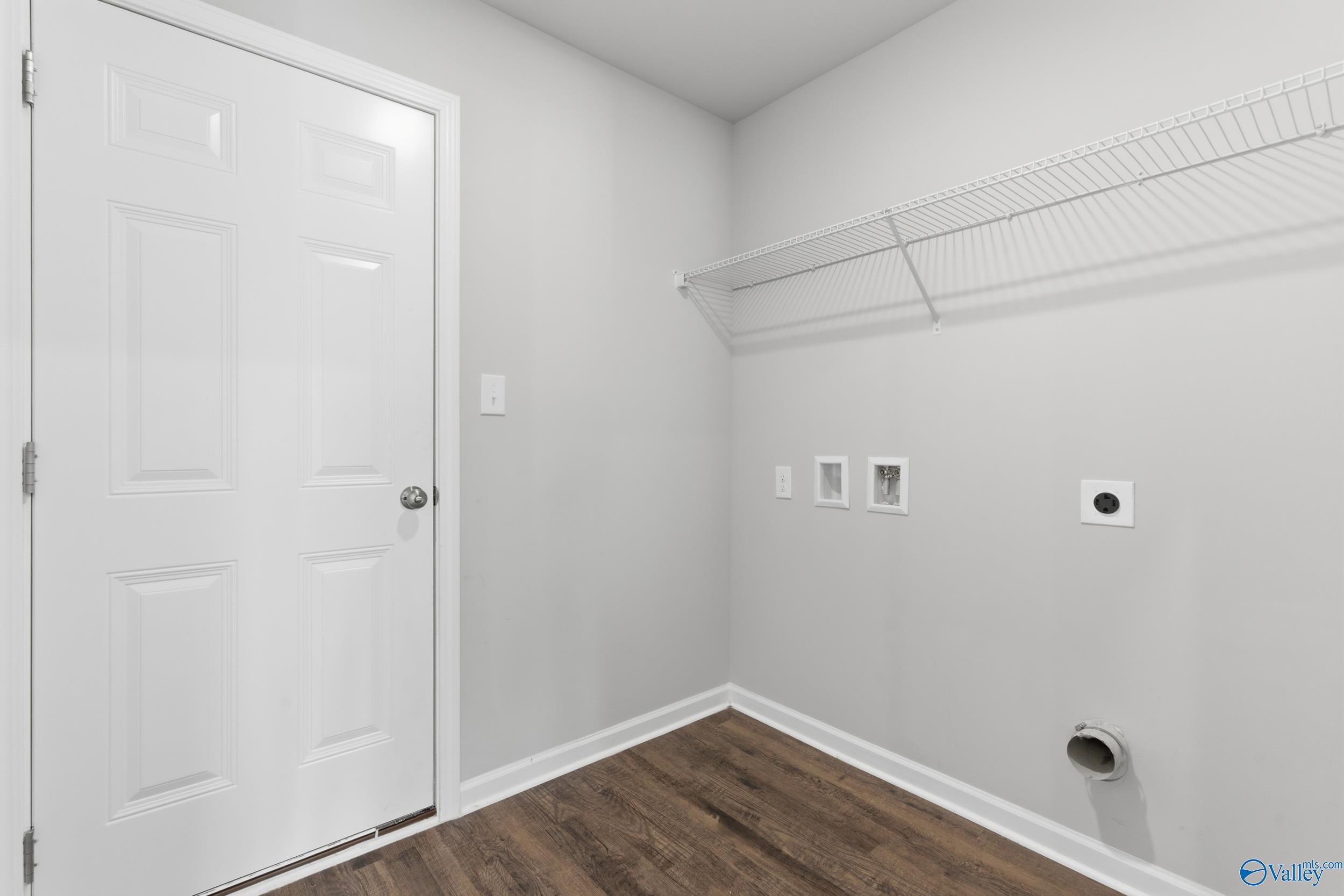 106 Jerrie Lynn Boulevard