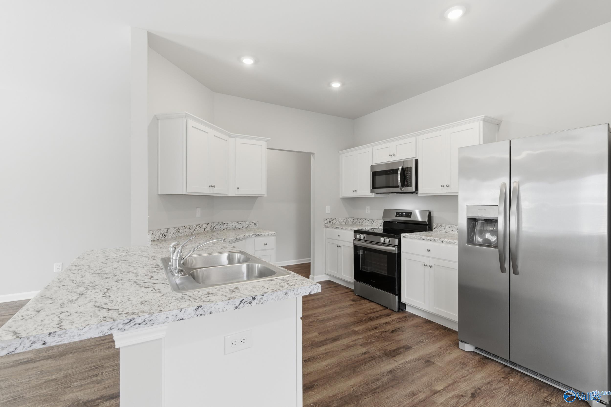 106 Jerrie Lynn Boulevard