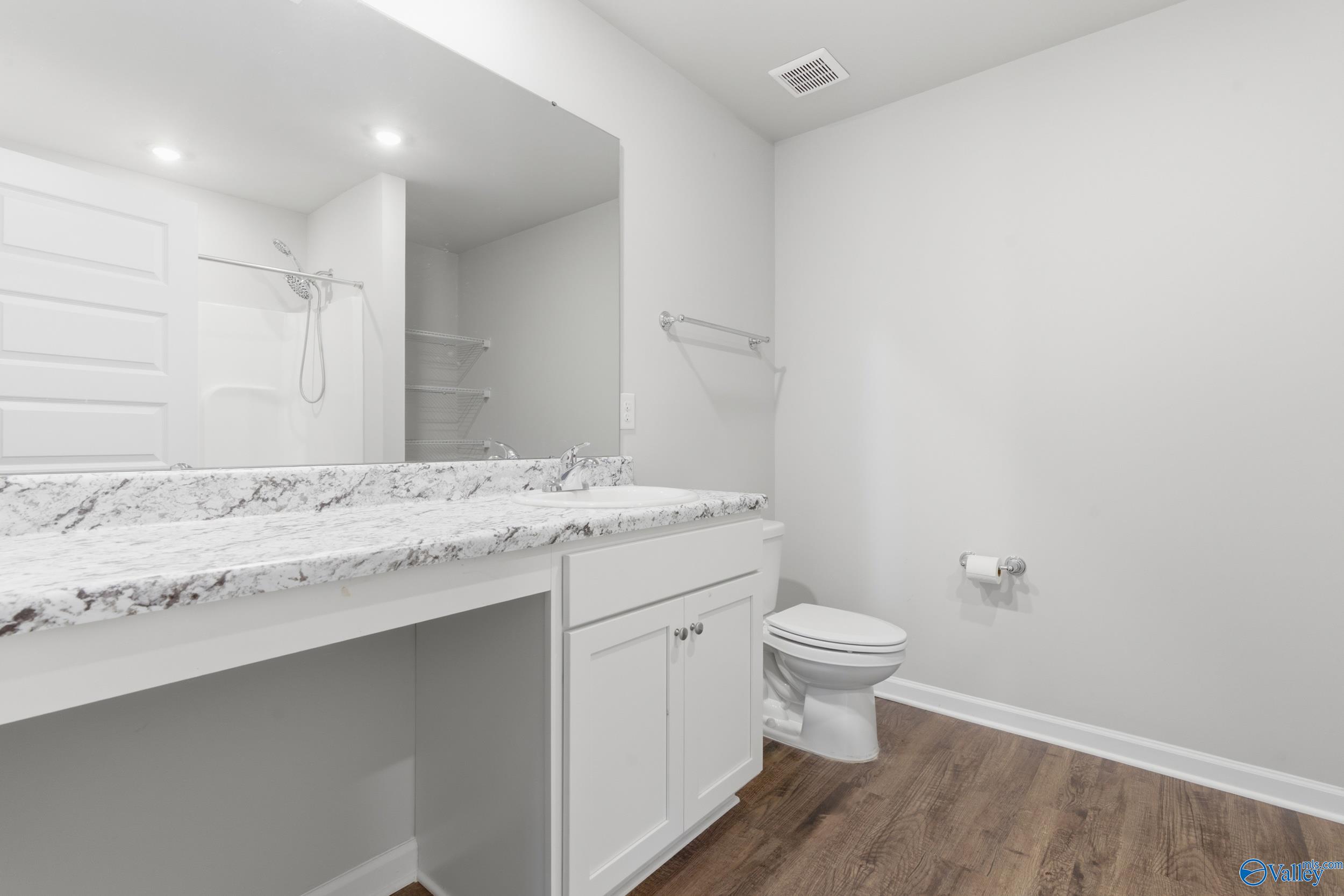 106 Jerrie Lynn Boulevard