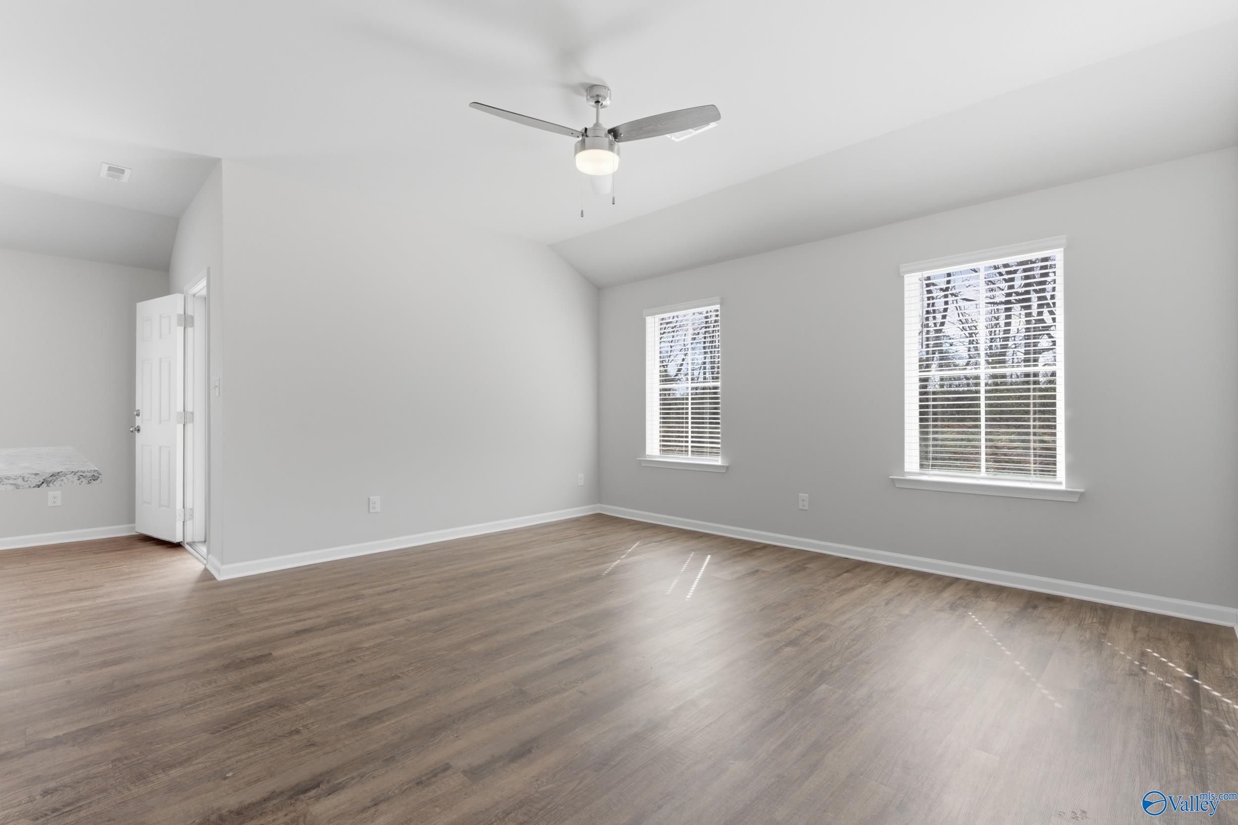 106 Jerrie Lynn Boulevard