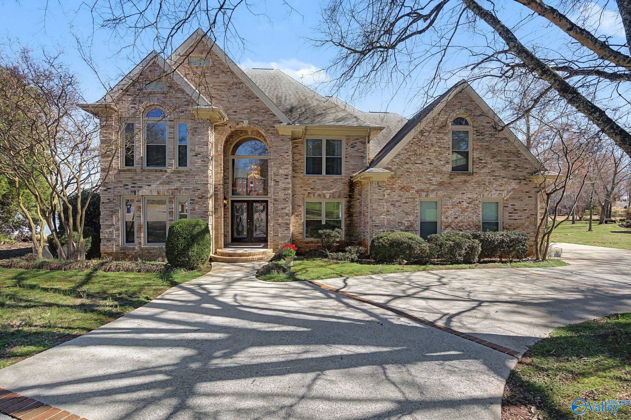 104 Betts Spring Drive