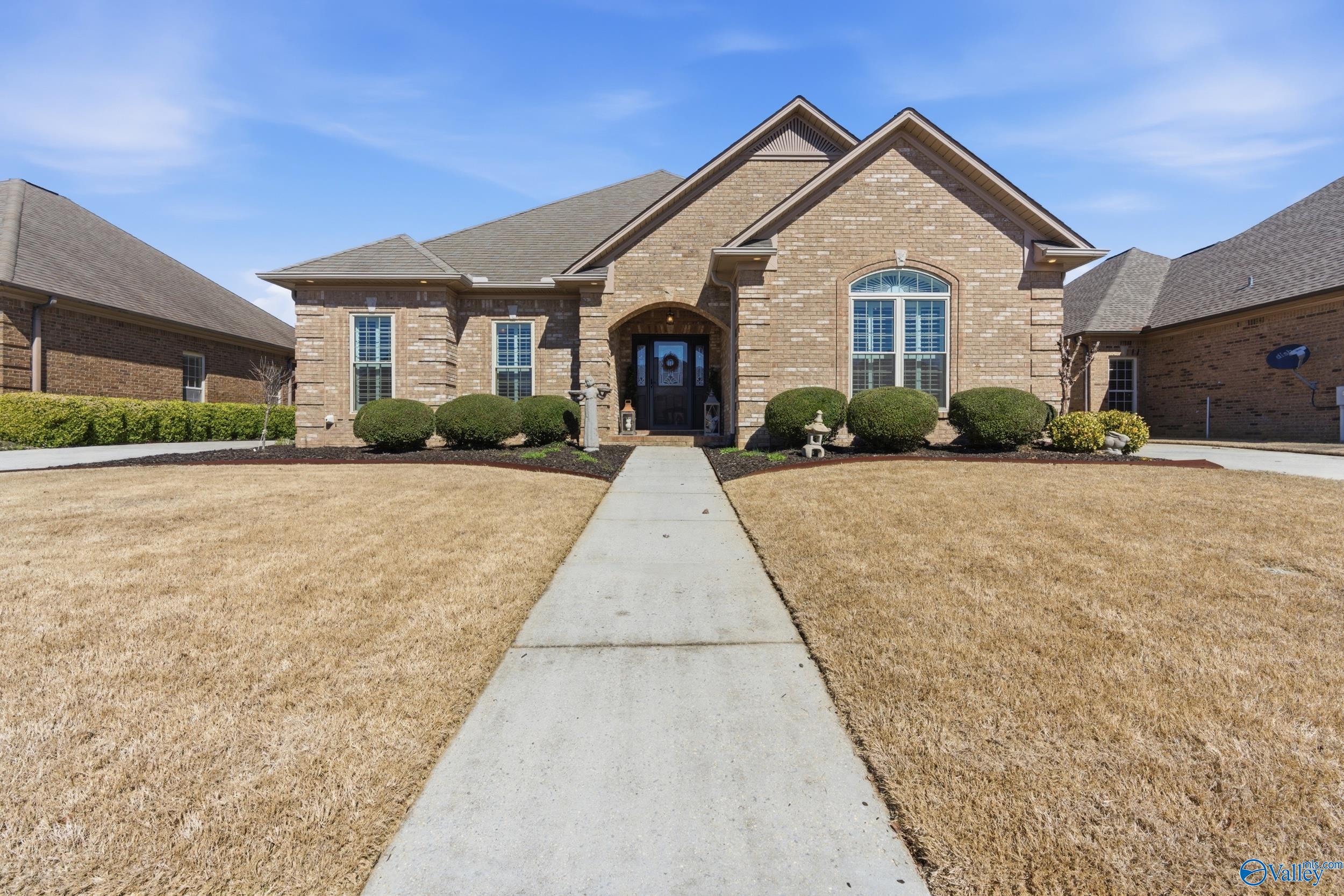 25155 Kingston Drive