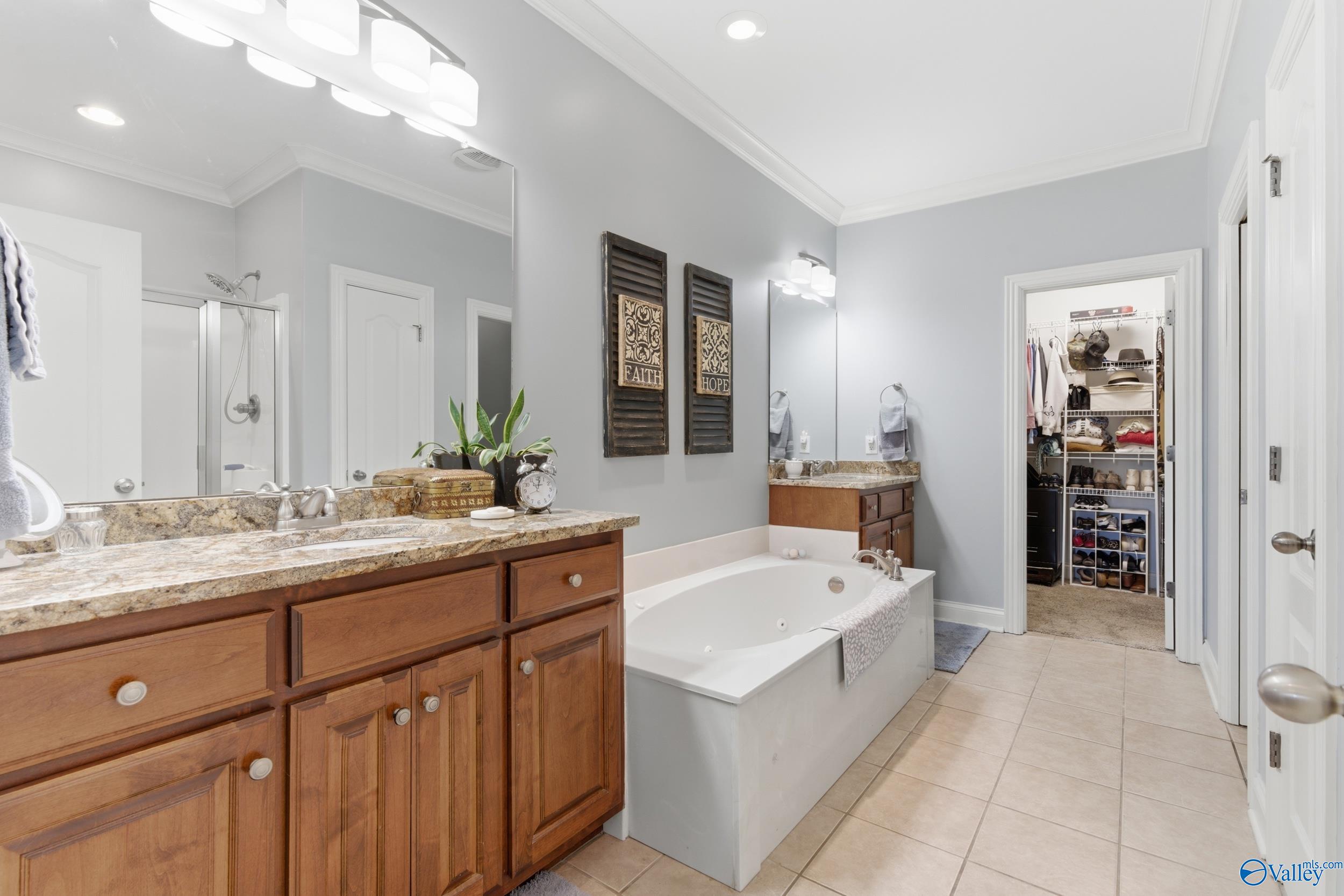 25155 Kingston Drive