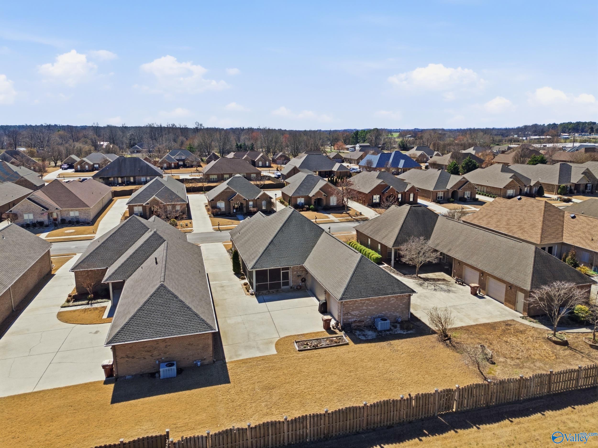 25155 Kingston Drive