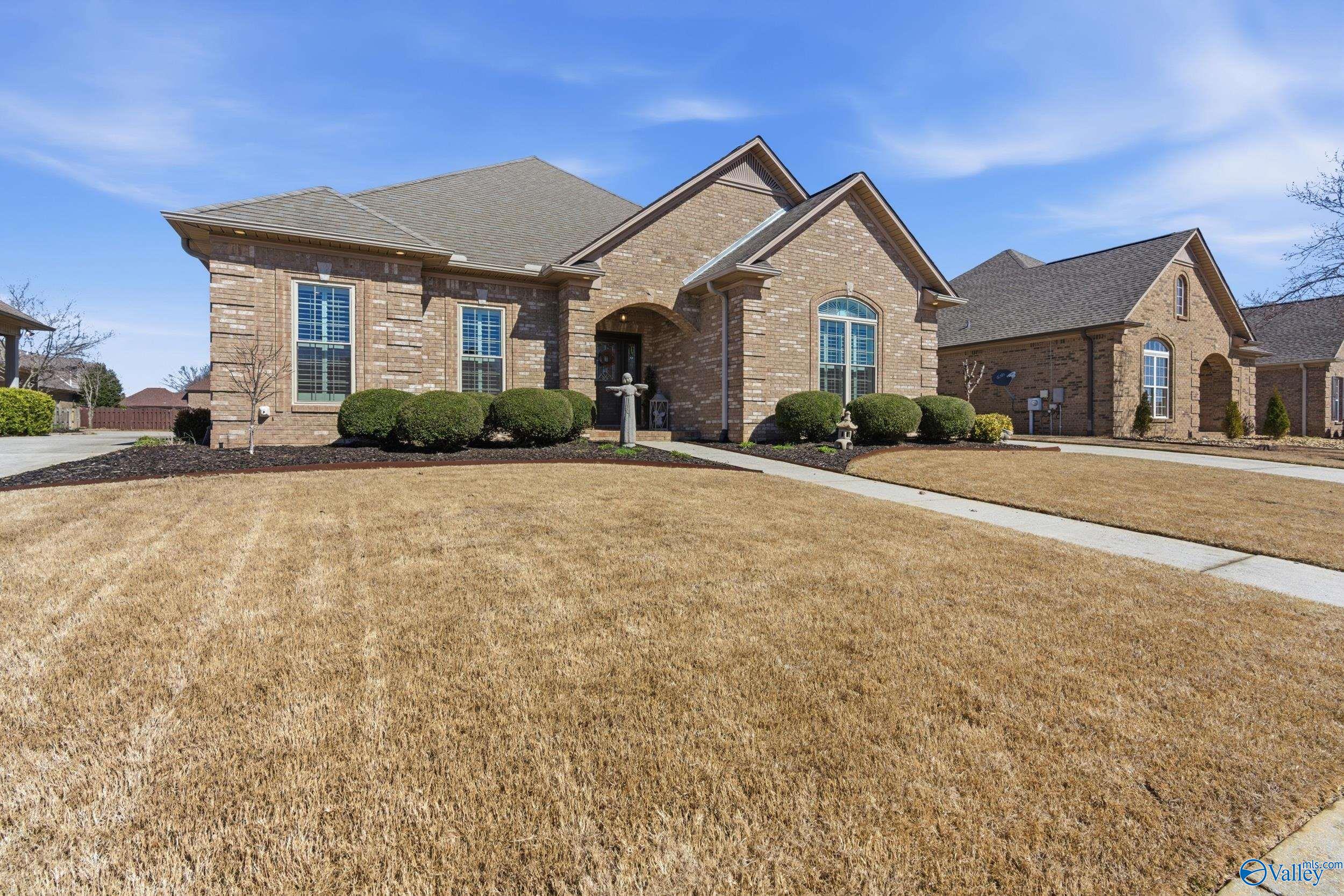 25155 Kingston Drive